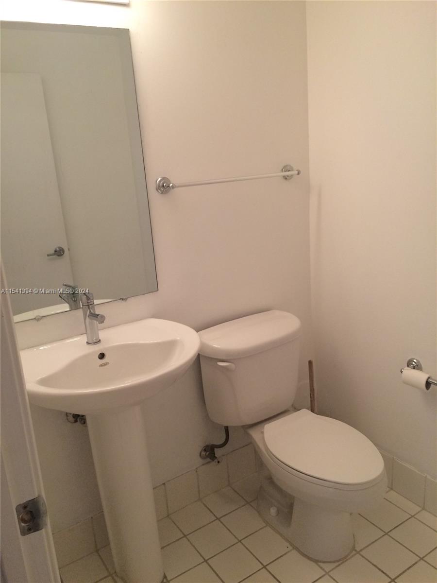 601 NE 36th St 1105, Miami, Florida 33137, 1 Bedroom Bedrooms, ,1 BathroomBathrooms,Residentiallease,For Rent,601 NE 36th St 1105,A11541394