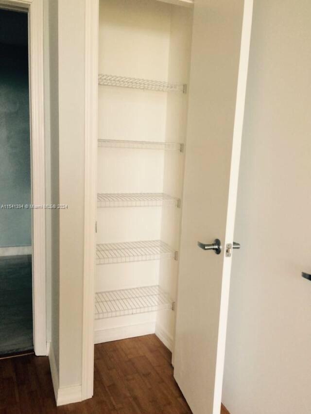 601 NE 36th St 1105, Miami, Florida 33137, 1 Bedroom Bedrooms, ,1 BathroomBathrooms,Residentiallease,For Rent,601 NE 36th St 1105,A11541394