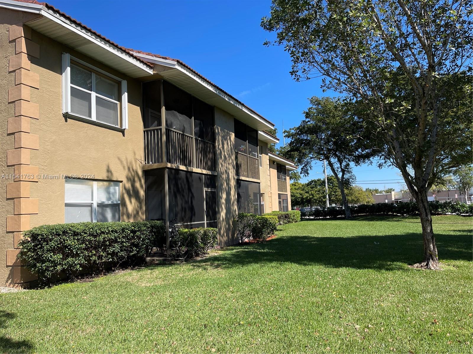 10336 8th St, Pembroke Pines, FL, 33026 United States, 2 Bedrooms Bedrooms, ,2 BathroomsBathrooms,Residential,For Sale,8th St,A11541763