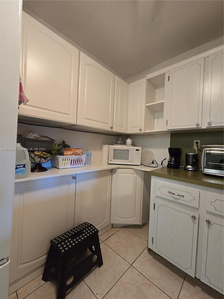 8260 SW 24th St 6110, North Lauderdale, Florida 33068, 1 Bedroom Bedrooms, ,1 BathroomBathrooms,Residential,For Sale,8260 SW 24th St 6110,A11542164