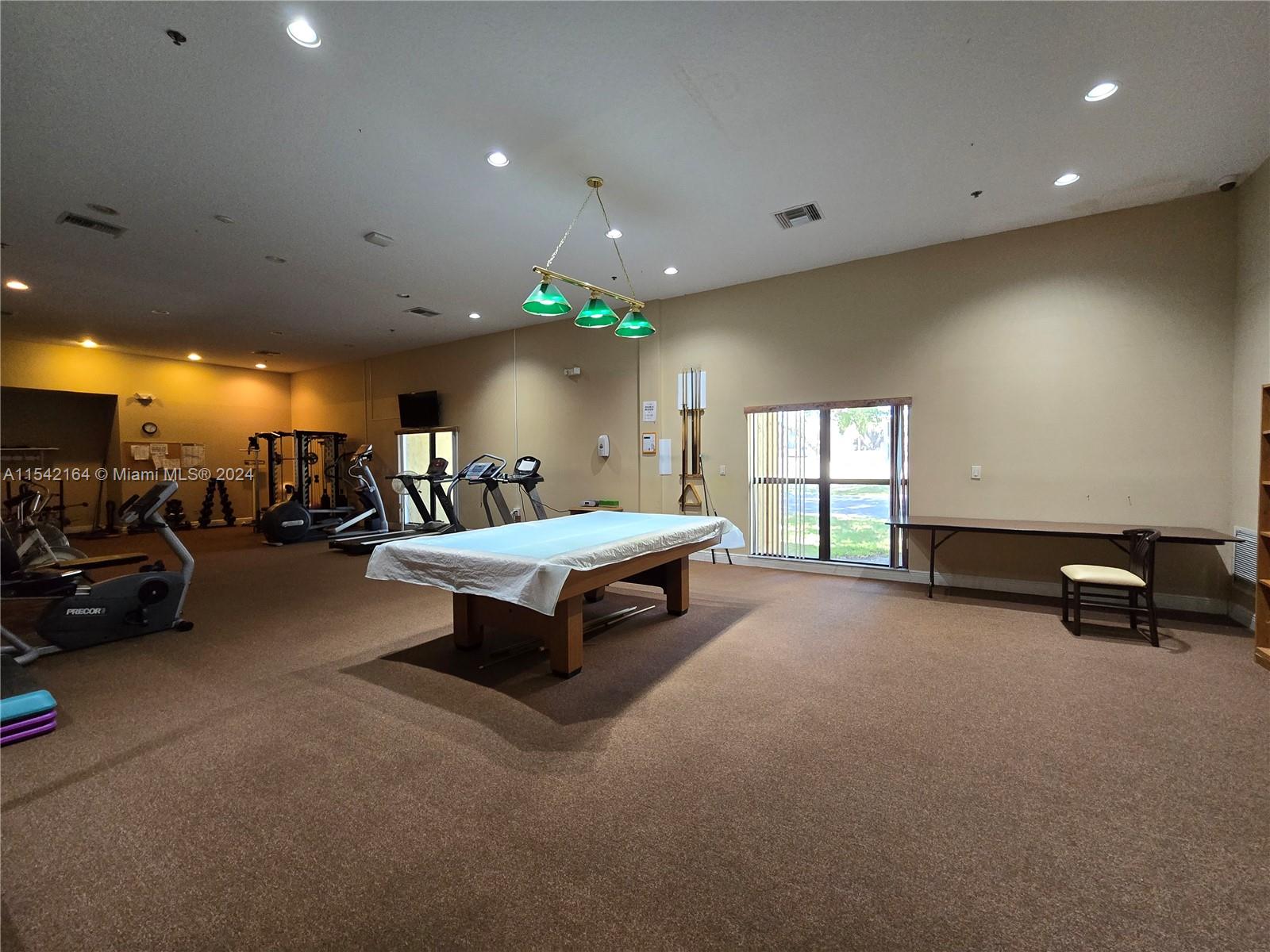 8260 SW 24th St 6110, North Lauderdale, Florida 33068, 1 Bedroom Bedrooms, ,1 BathroomBathrooms,Residential,For Sale,8260 SW 24th St 6110,A11542164