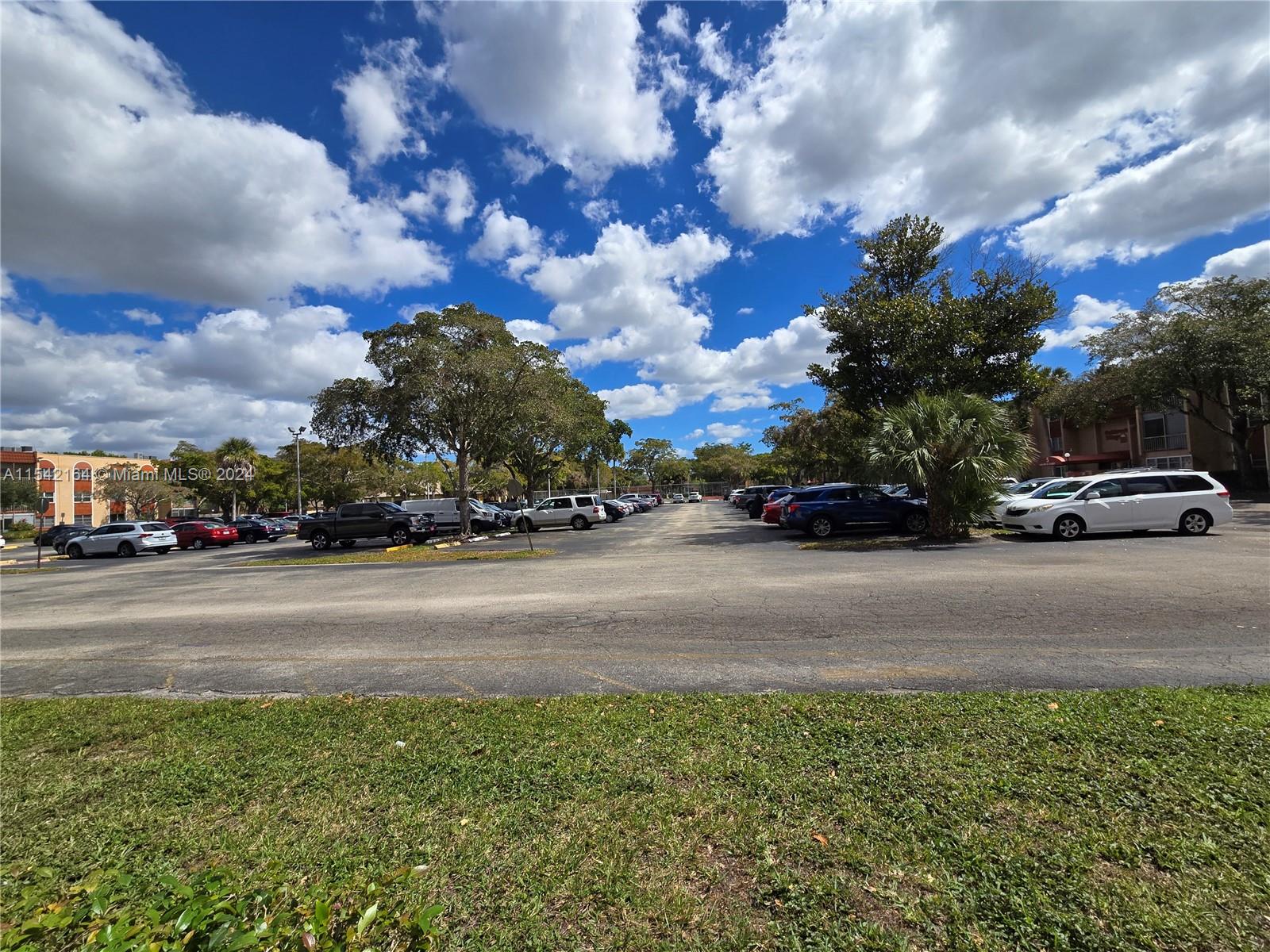 8260 SW 24th St 6110, North Lauderdale, Florida 33068, 1 Bedroom Bedrooms, ,1 BathroomBathrooms,Residential,For Sale,8260 SW 24th St 6110,A11542164