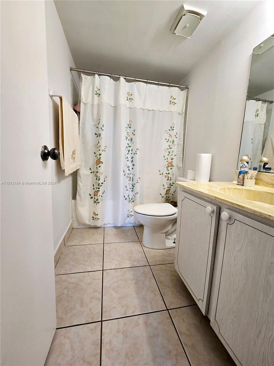 8260 SW 24th St 6110, North Lauderdale, Florida 33068, 1 Bedroom Bedrooms, ,1 BathroomBathrooms,Residential,For Sale,8260 SW 24th St 6110,A11542164