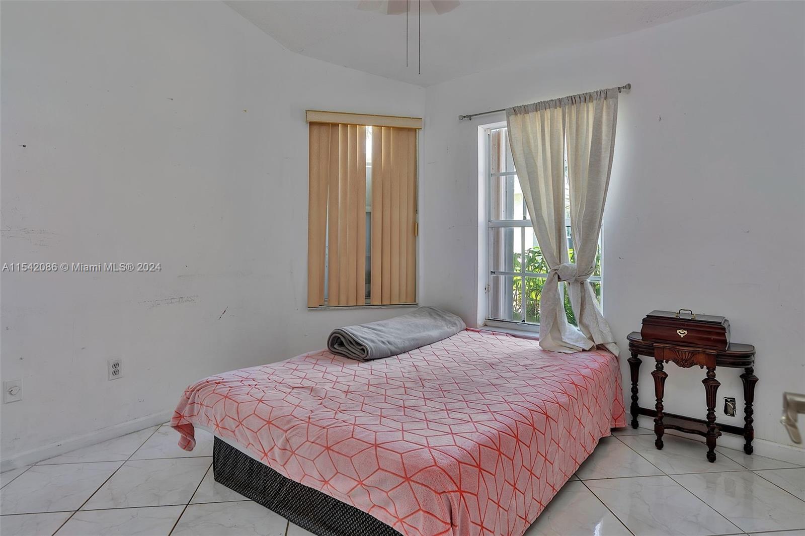 480 SE 20th Ln, Homestead, Florida 33033, 3 Bedrooms Bedrooms, ,2 BathroomsBathrooms,Residential,For Sale,480 SE 20th Ln,A11542086