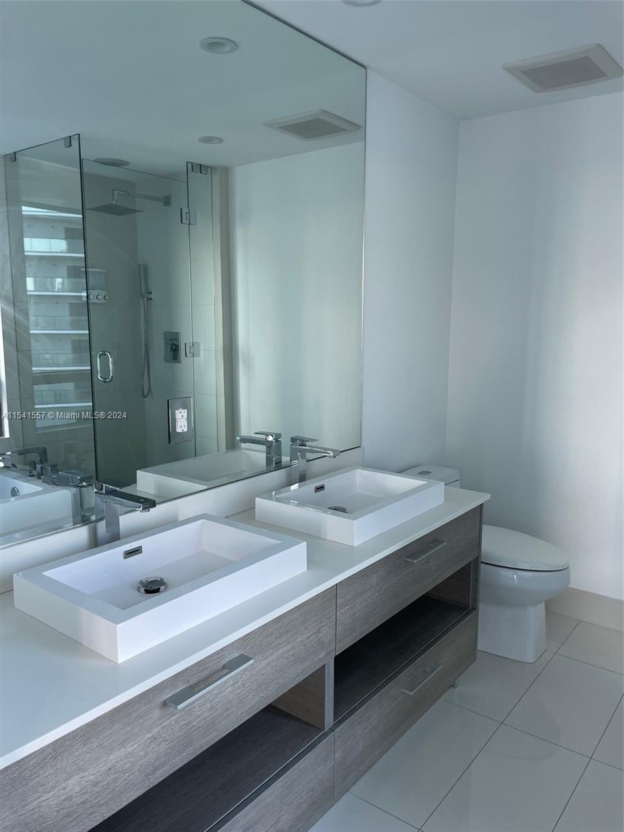 650 NE 32nd St 1607, Miami, Florida 33137, 1 Bedroom Bedrooms, ,2 BathroomsBathrooms,Residential,For Sale,650 NE 32nd St 1607,A11541557