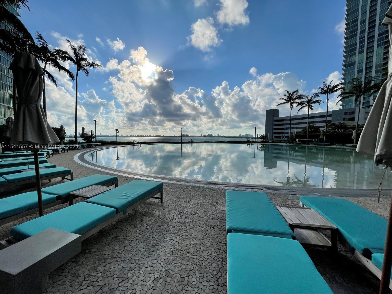 Paraiso Bay Sun Terrace