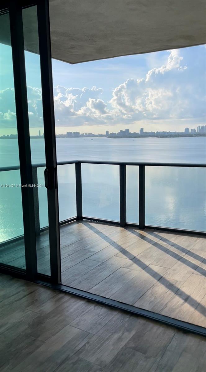 650 NE 32nd St 1607, Miami, Florida 33137, 1 Bedroom Bedrooms, ,2 BathroomsBathrooms,Residential,For Sale,650 NE 32nd St 1607,A11541557