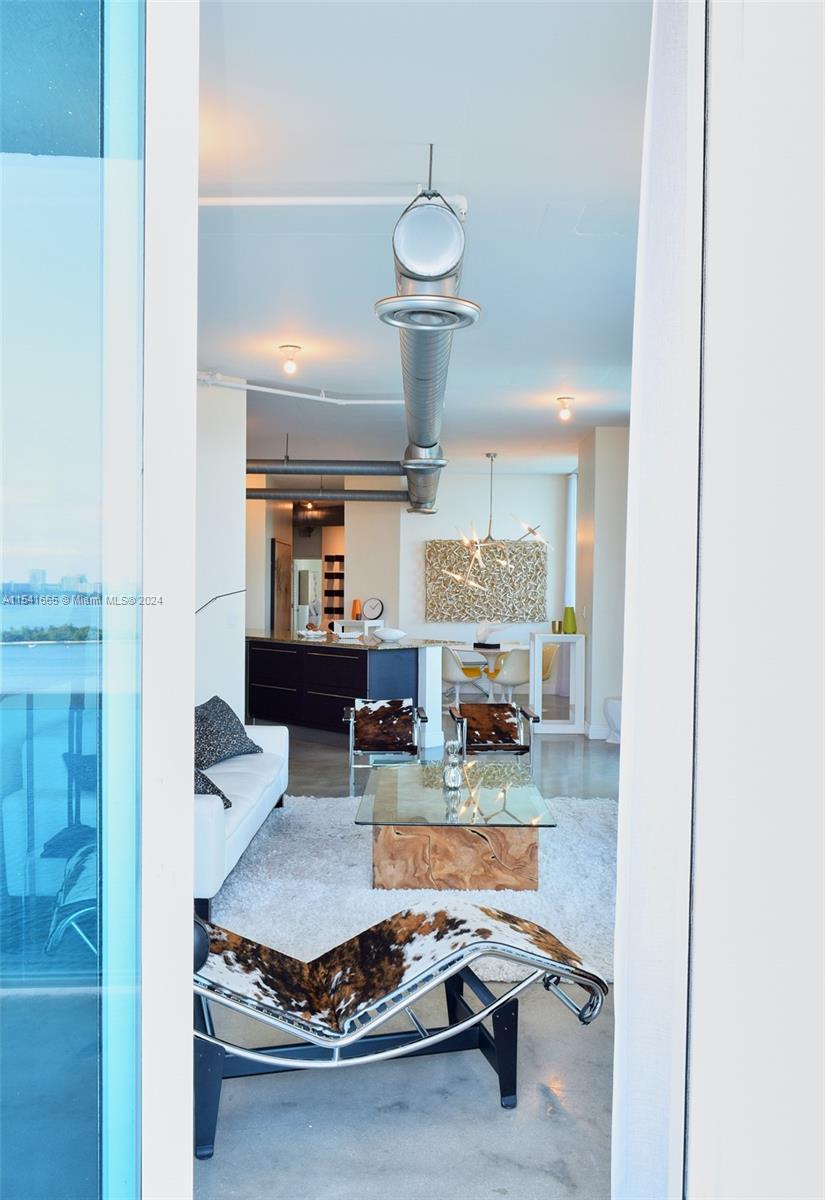 700 NE 25th St 1503, Miami, Florida 33137, 2 Bedrooms Bedrooms, ,2 BathroomsBathrooms,Residentiallease,For Rent,700 NE 25th St 1503,A11541665