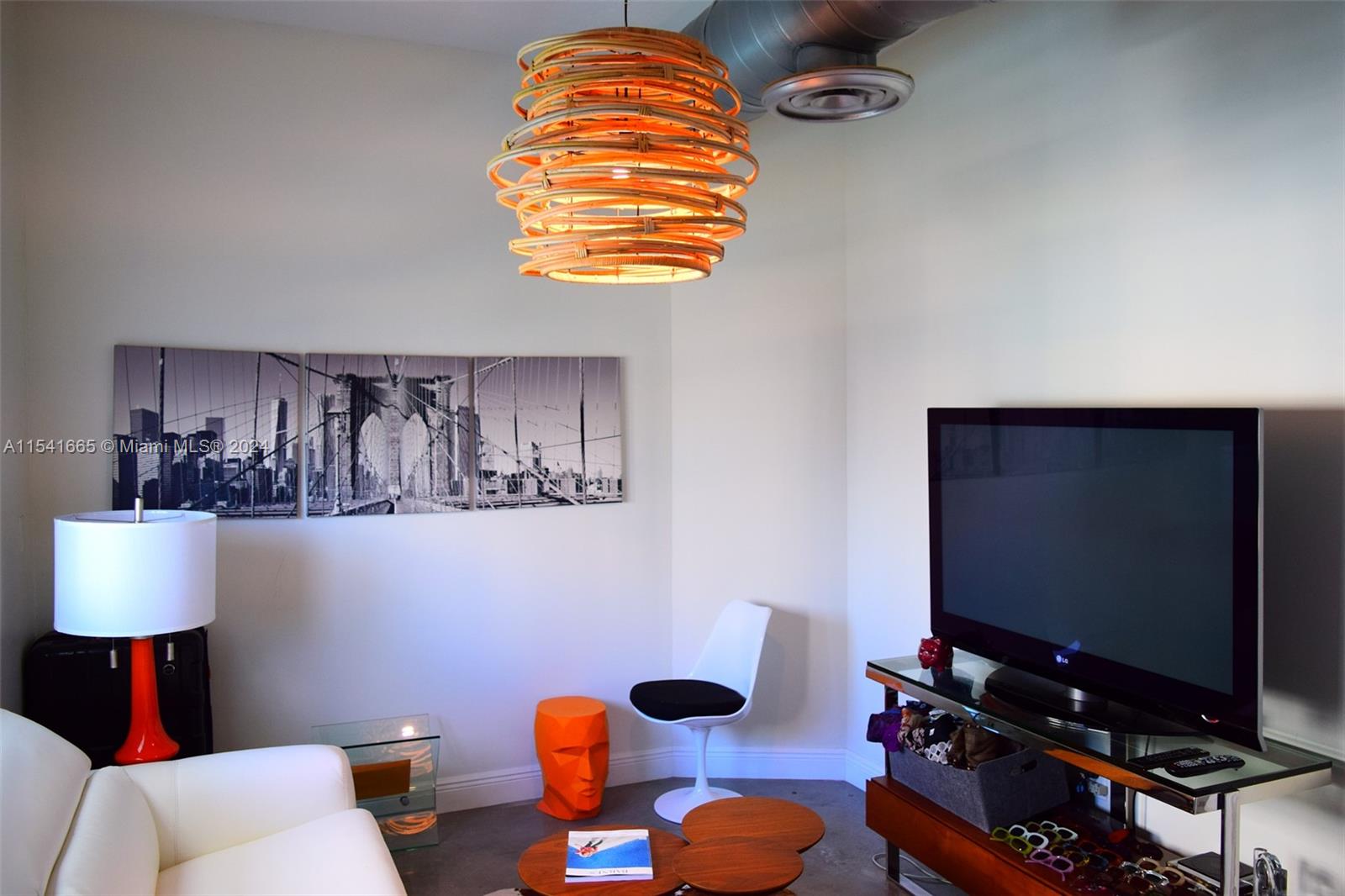 700 NE 25th St 1503, Miami, Florida 33137, 2 Bedrooms Bedrooms, ,2 BathroomsBathrooms,Residentiallease,For Rent,700 NE 25th St 1503,A11541665