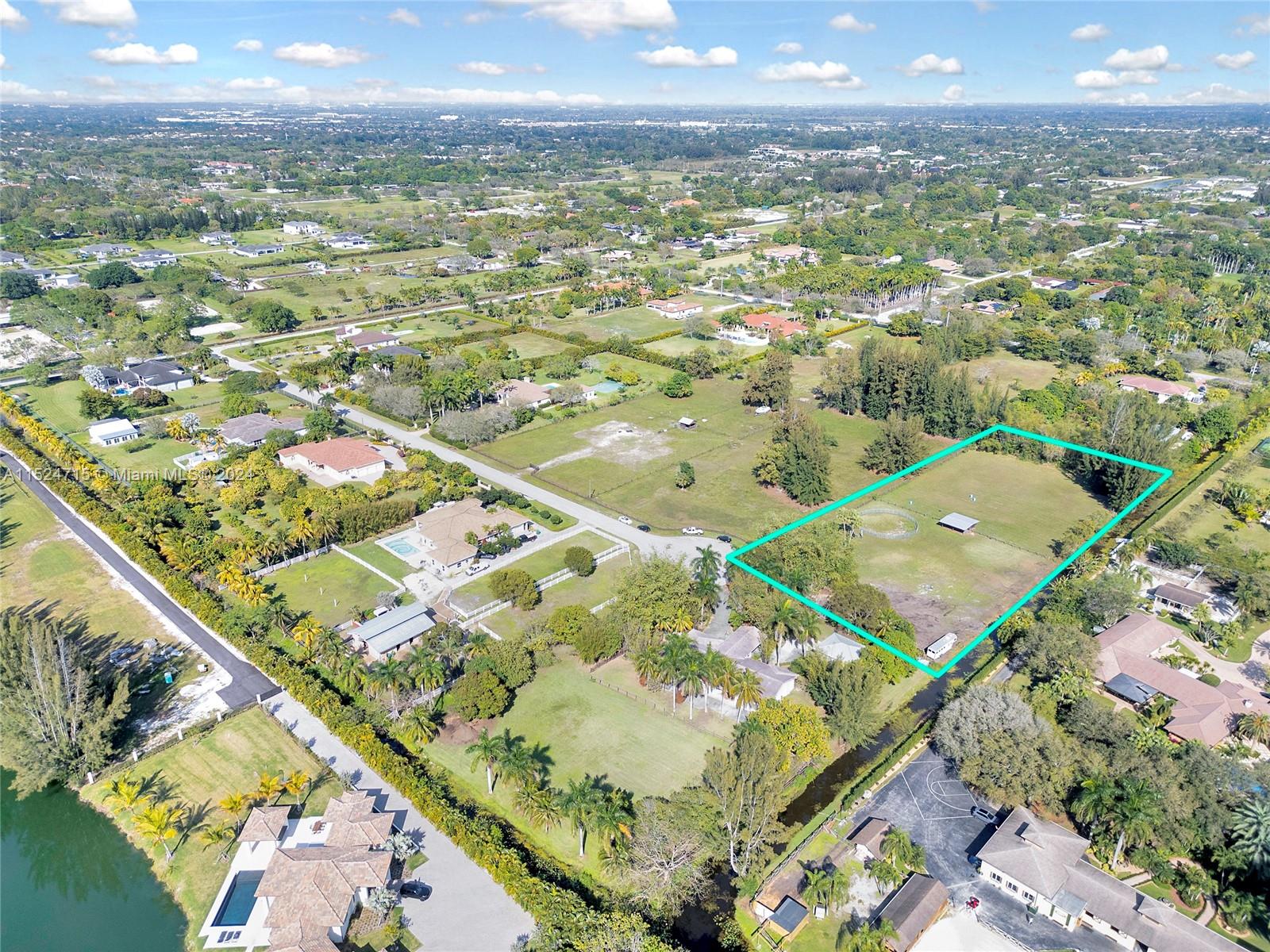 6251 180th Ter, Southwest Ranches, FL, 33331 United States, 4 Bedrooms Bedrooms, ,3 BathroomsBathrooms,Residential,For Sale,180th Ter,A11524715