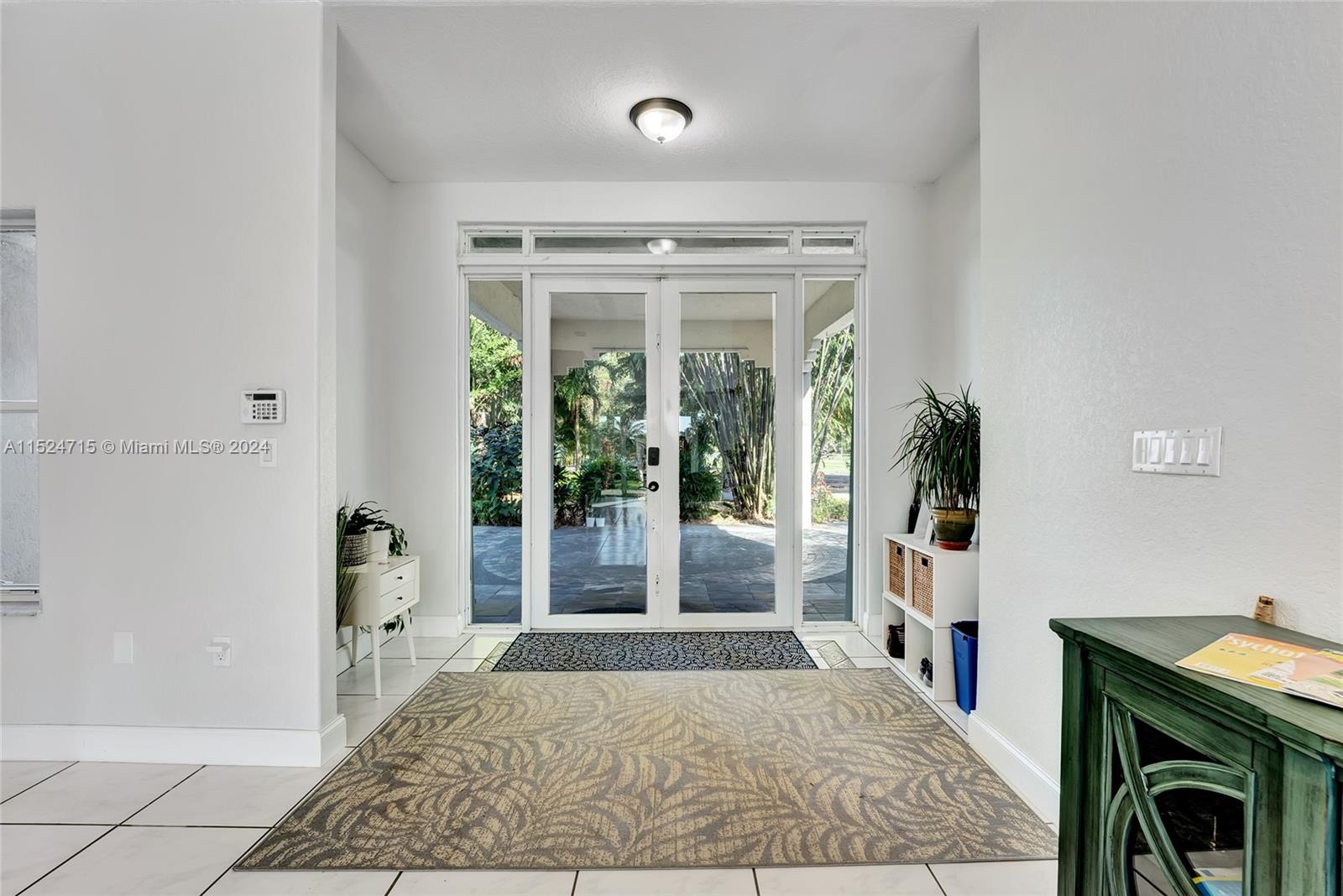 Approx marked lot lines of house from south to north