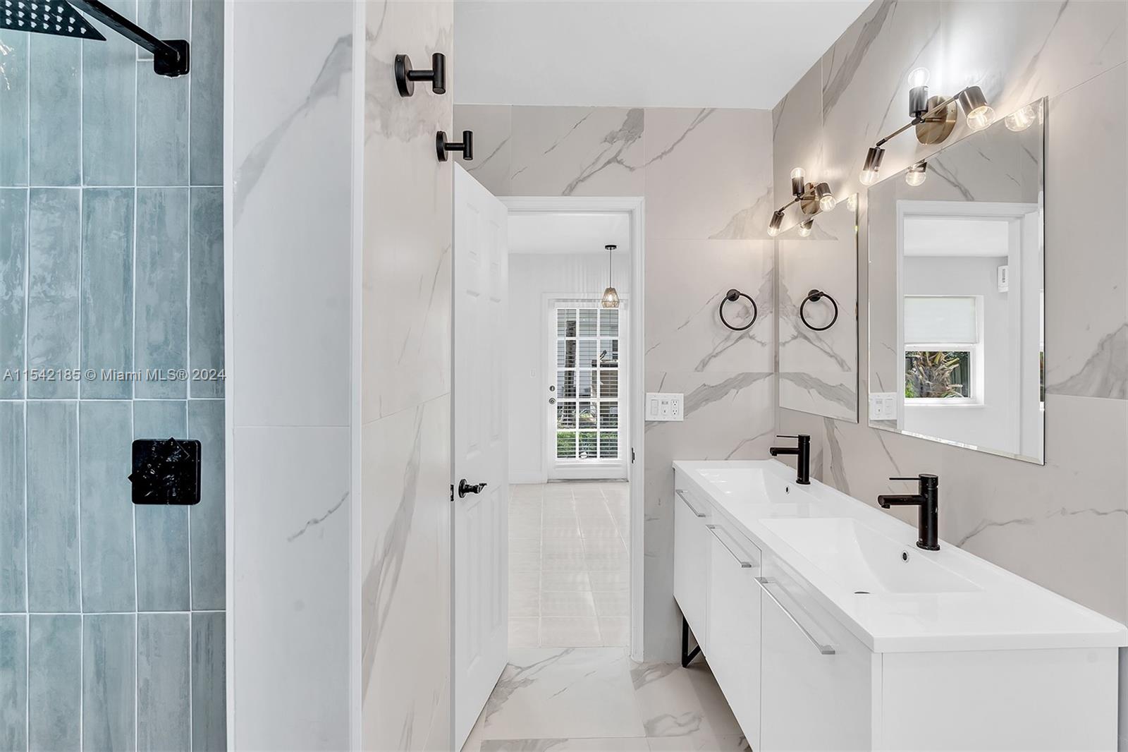 1941 Washington St 8, Hollywood, Florida 33020, ,1 BathroomBathrooms,Residentiallease,For Rent,1941 Washington St 8,A11542185