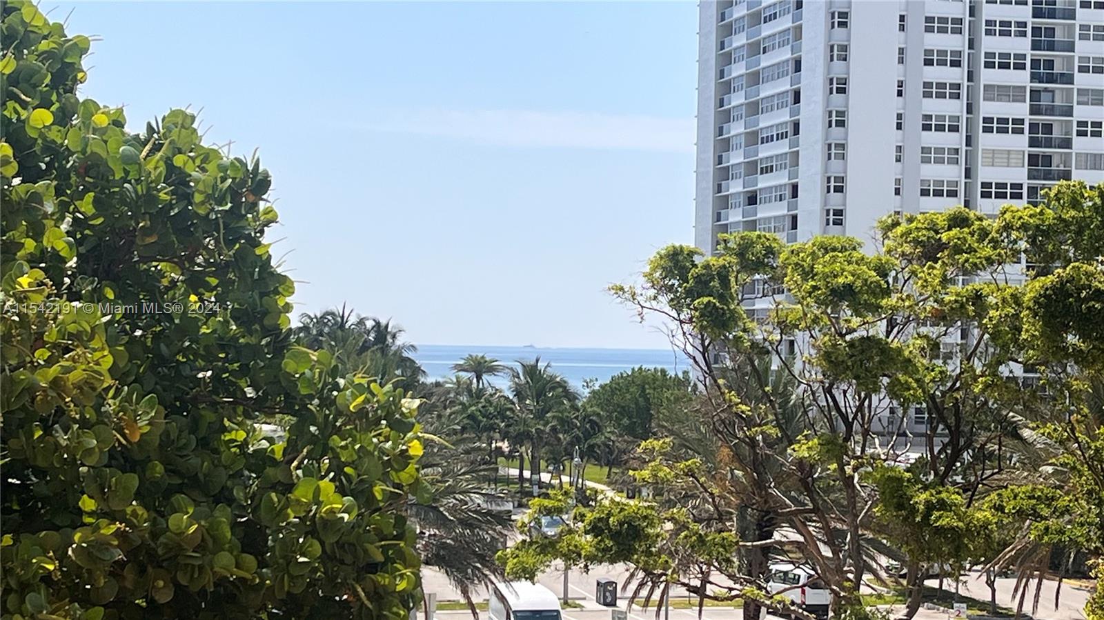 1865 S Ocean Dr #4F For Sale A11542191, FL