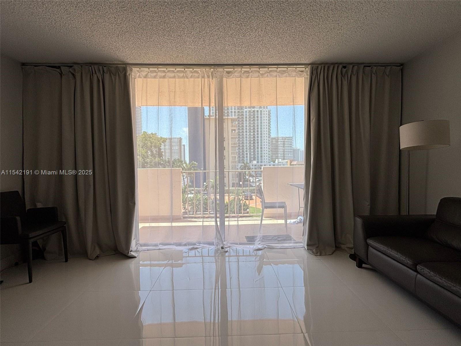 1865 S Ocean Dr 4F, Hallandale Beach, Florida 33009, 2 Bedrooms Bedrooms, ,2 BathroomsBathrooms,Residential,For Sale,1865 S Ocean Dr 4F,A11542191