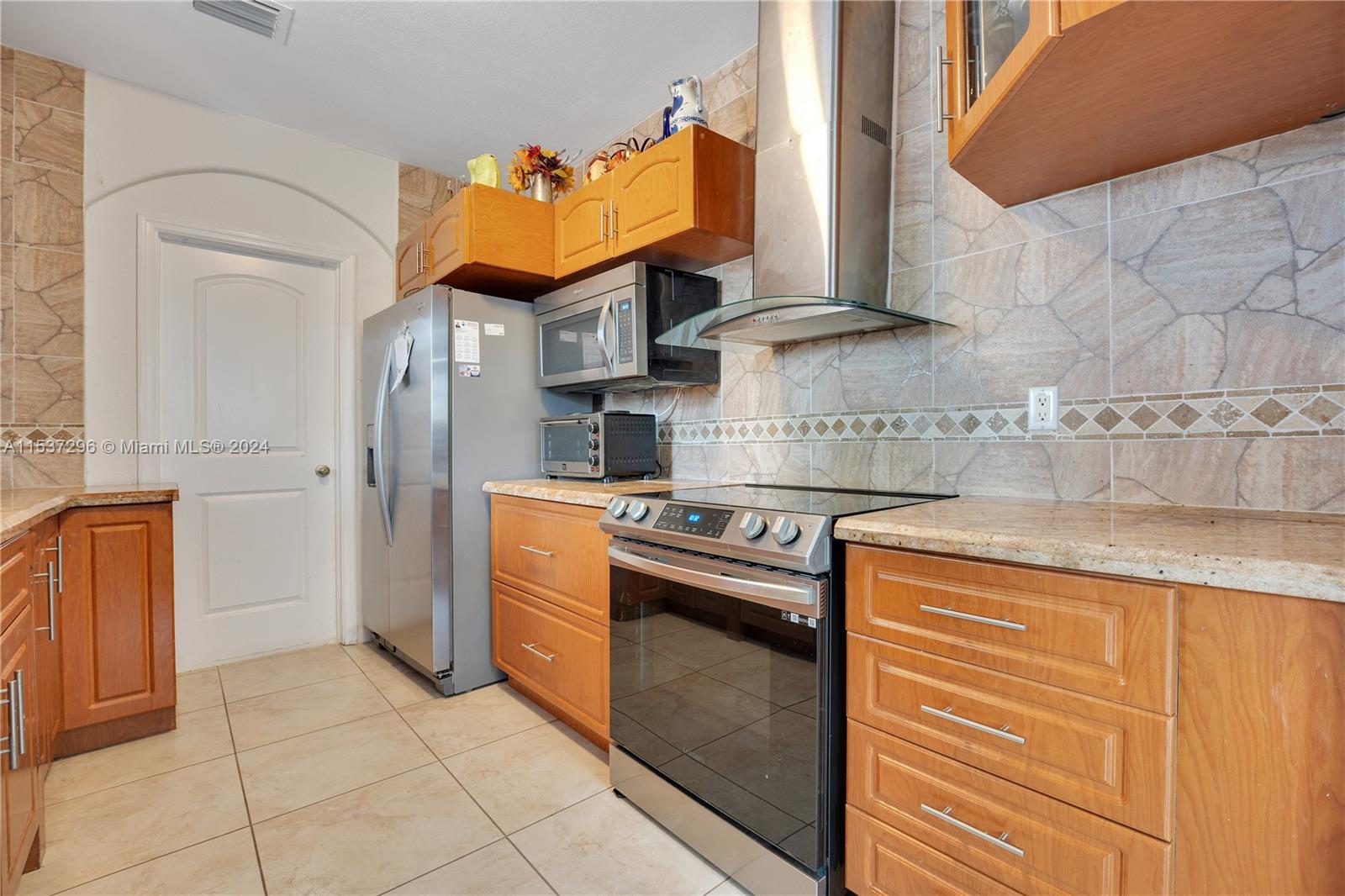 4474 SW 164th Ave, Miami, Florida 33185, 5 Bedrooms Bedrooms, ,3 BathroomsBathrooms,Residential,For Sale,4474 SW 164th Ave,A11537296