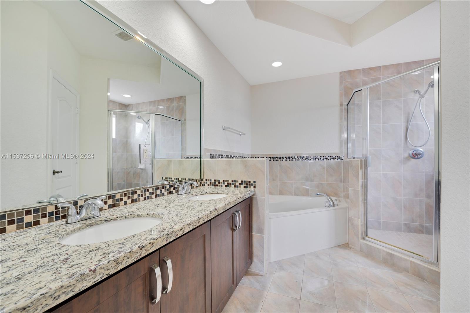 4474 SW 164th Ave, Miami, Florida 33185, 5 Bedrooms Bedrooms, ,3 BathroomsBathrooms,Residential,For Sale,4474 SW 164th Ave,A11537296