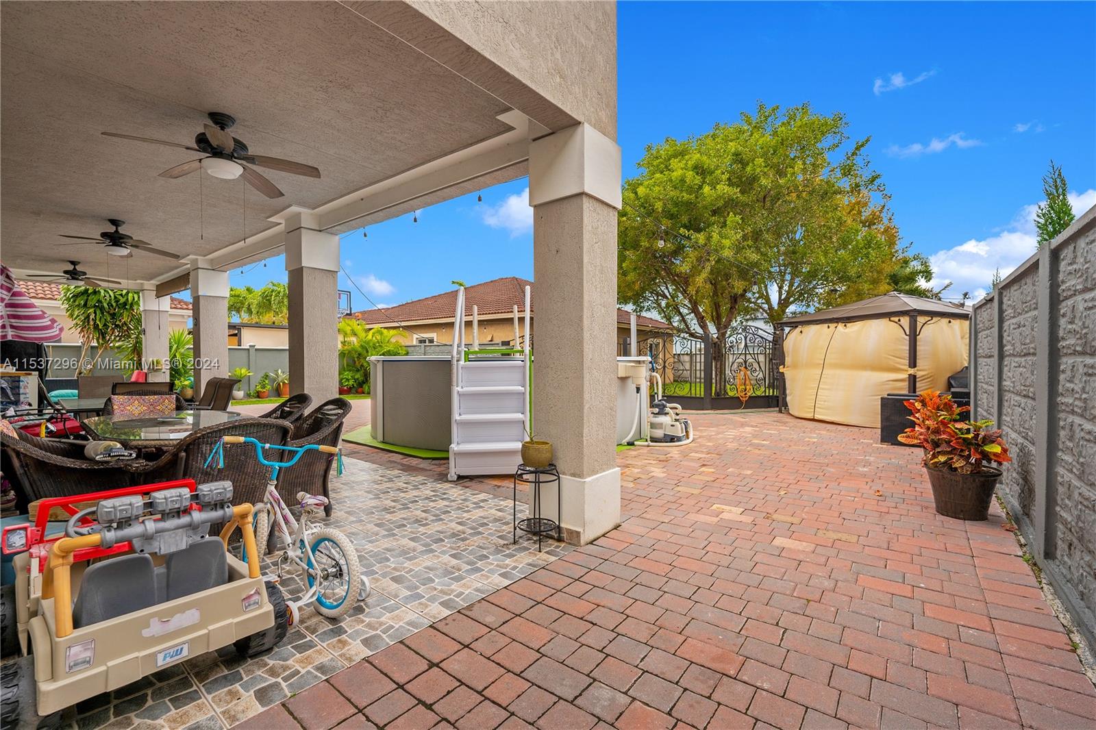 4474 SW 164th Ave, Miami, Florida 33185, 5 Bedrooms Bedrooms, ,3 BathroomsBathrooms,Residential,For Sale,4474 SW 164th Ave,A11537296