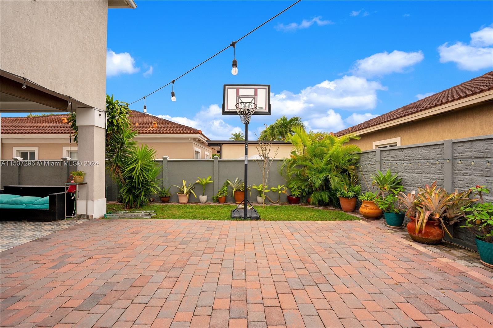 4474 SW 164th Ave, Miami, Florida 33185, 5 Bedrooms Bedrooms, ,3 BathroomsBathrooms,Residential,For Sale,4474 SW 164th Ave,A11537296