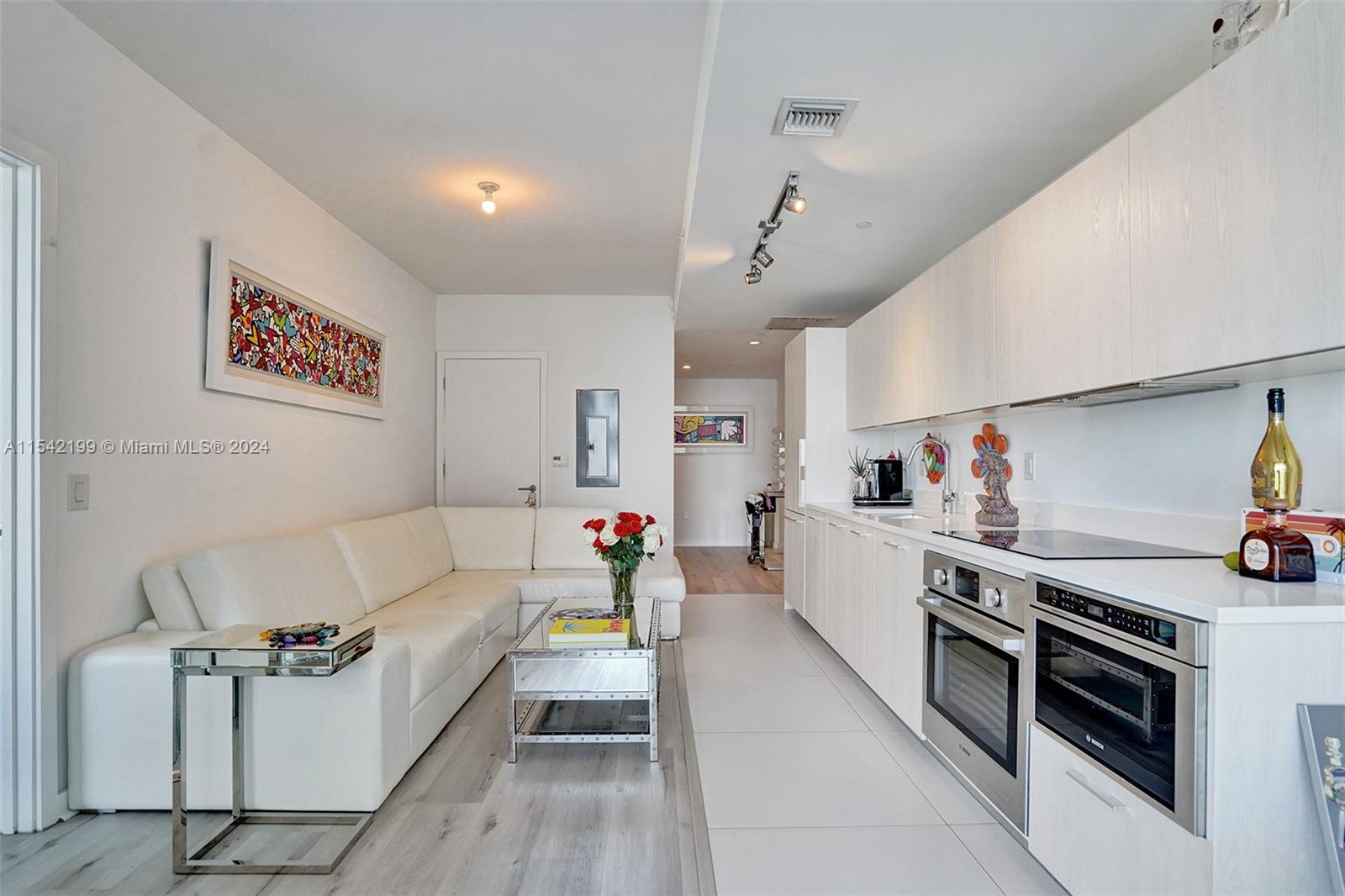 501 NE 31st St 2307, Miami, Florida 33137, 1 Bedroom Bedrooms, ,1 BathroomBathrooms,Residentiallease,For Rent,501 NE 31st St 2307,A11542199