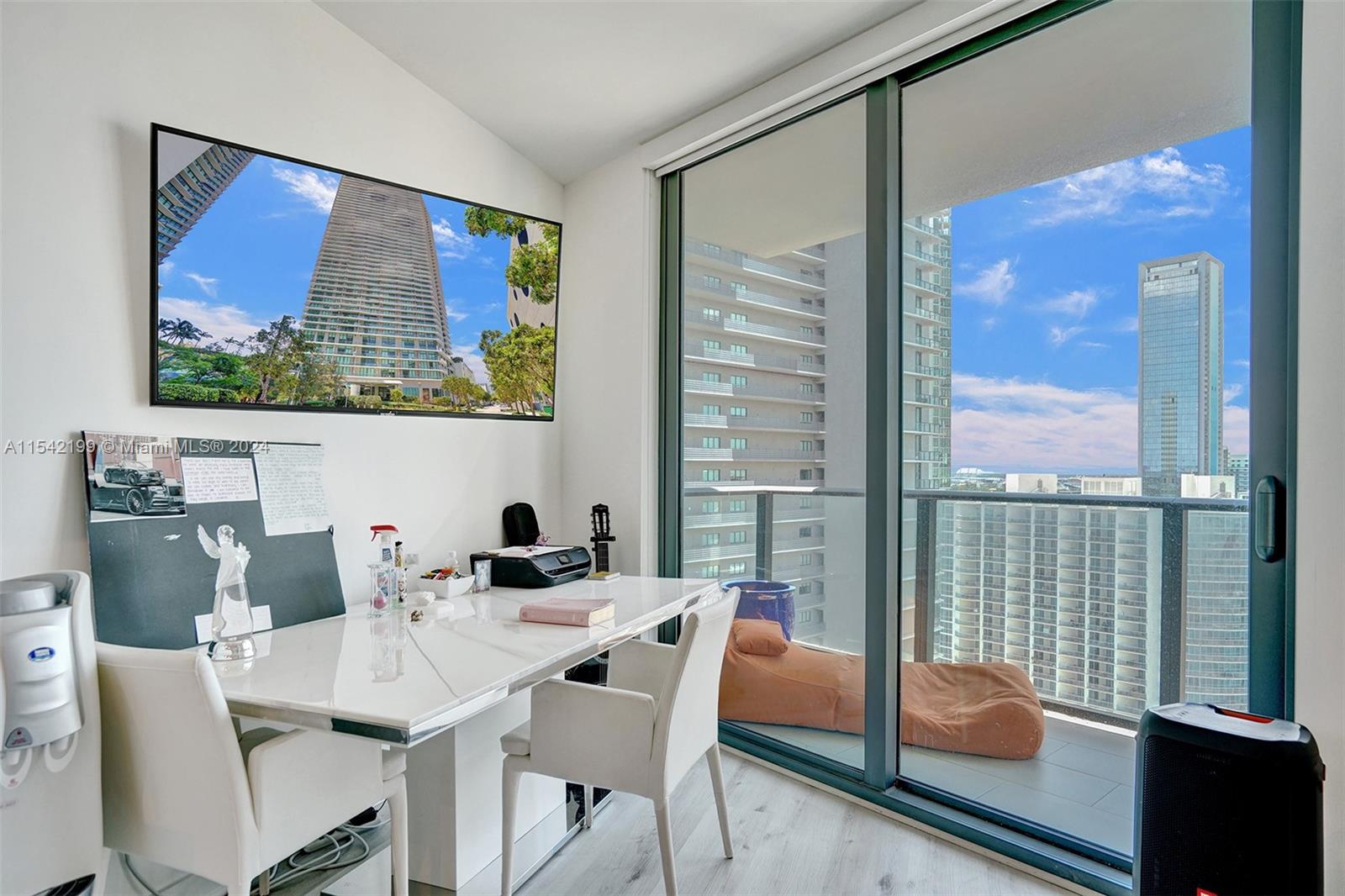 501 NE 31st St 2307, Miami, Florida 33137, 1 Bedroom Bedrooms, ,1 BathroomBathrooms,Residentiallease,For Rent,501 NE 31st St 2307,A11542199