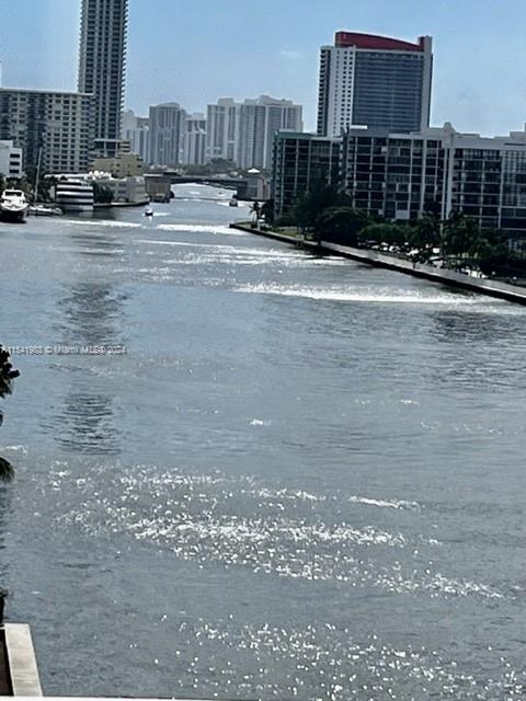 1500 S Ocean Dr 8A, Hollywood, Florida 33019, 2 Bedrooms Bedrooms, ,2 BathroomsBathrooms,Residential,For Sale,1500 S Ocean Dr 8A,A11541983