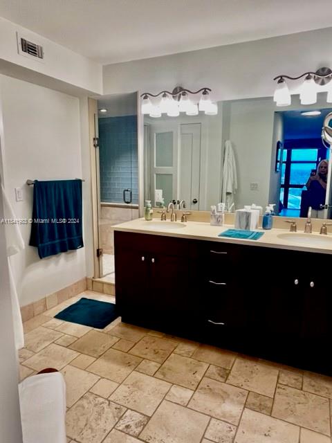 1500 S Ocean Dr 8A, Hollywood, Florida 33019, 2 Bedrooms Bedrooms, ,2 BathroomsBathrooms,Residential,For Sale,1500 S Ocean Dr 8A,A11541983