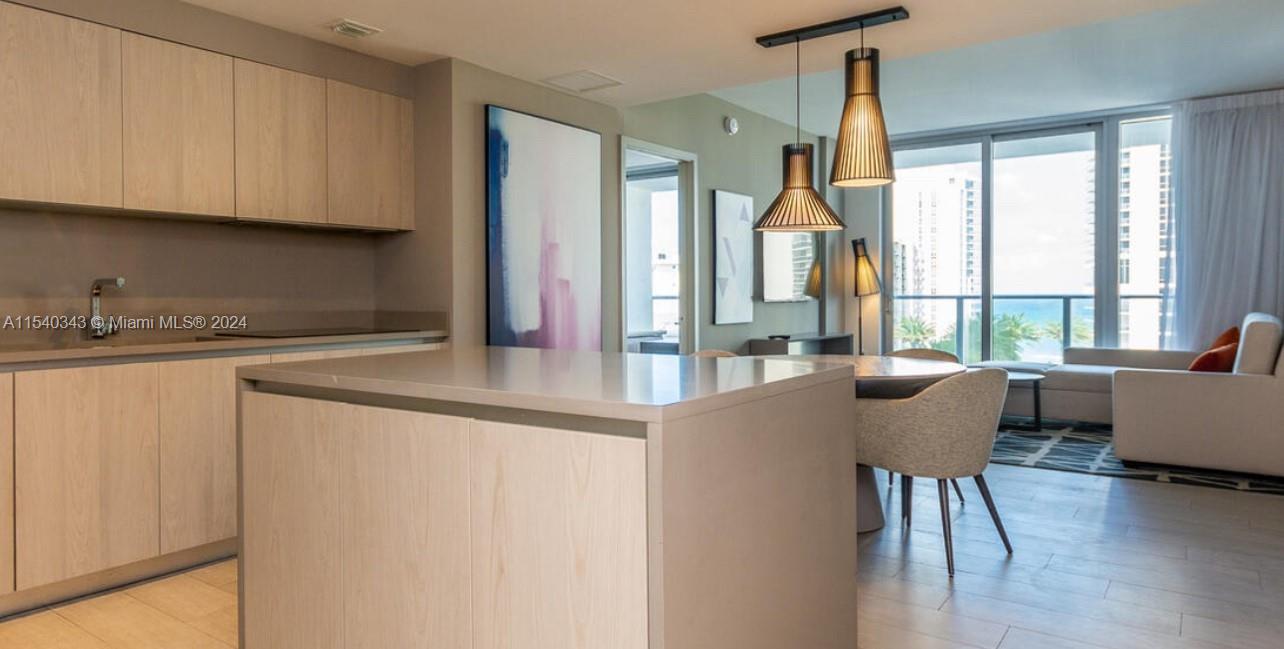 4010 S Ocean Dr R807, Hollywood, Florida 33019, 2 Bedrooms Bedrooms, ,2 BathroomsBathrooms,Residential,For Sale,4010 S Ocean Dr R807,A11540343