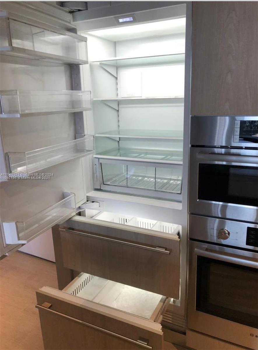 4010 S Ocean Dr R807, Hollywood, Florida 33019, 2 Bedrooms Bedrooms, ,2 BathroomsBathrooms,Residential,For Sale,4010 S Ocean Dr R807,A11540343