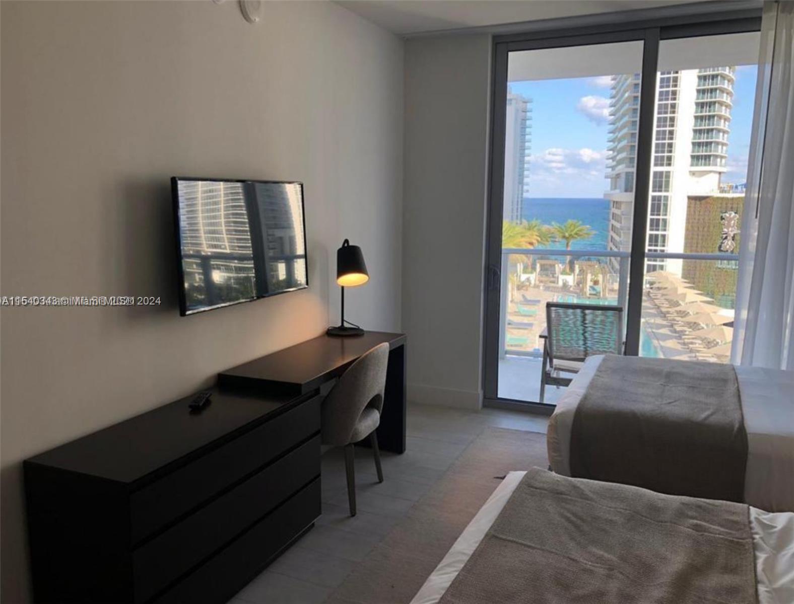 4010 S Ocean Dr R807, Hollywood, Florida 33019, 2 Bedrooms Bedrooms, ,2 BathroomsBathrooms,Residential,For Sale,4010 S Ocean Dr R807,A11540343