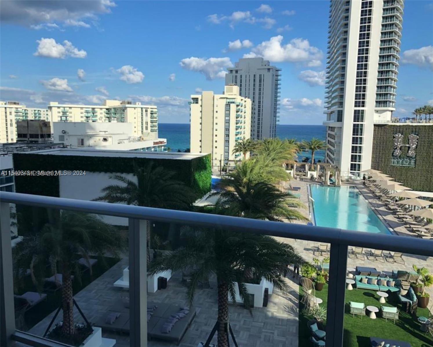 4010 S Ocean Dr R807, Hollywood, Florida 33019, 2 Bedrooms Bedrooms, ,2 BathroomsBathrooms,Residential,For Sale,4010 S Ocean Dr R807,A11540343