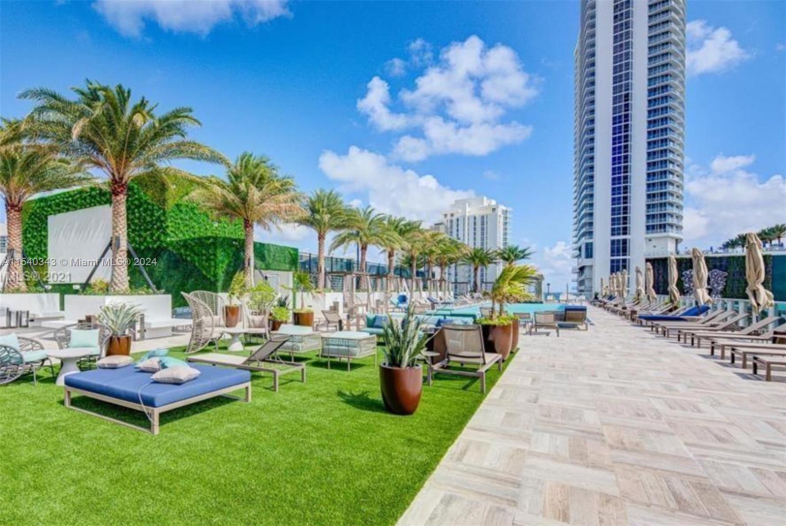 4010 S Ocean Dr R807, Hollywood, Florida 33019, 2 Bedrooms Bedrooms, ,2 BathroomsBathrooms,Residential,For Sale,4010 S Ocean Dr R807,A11540343