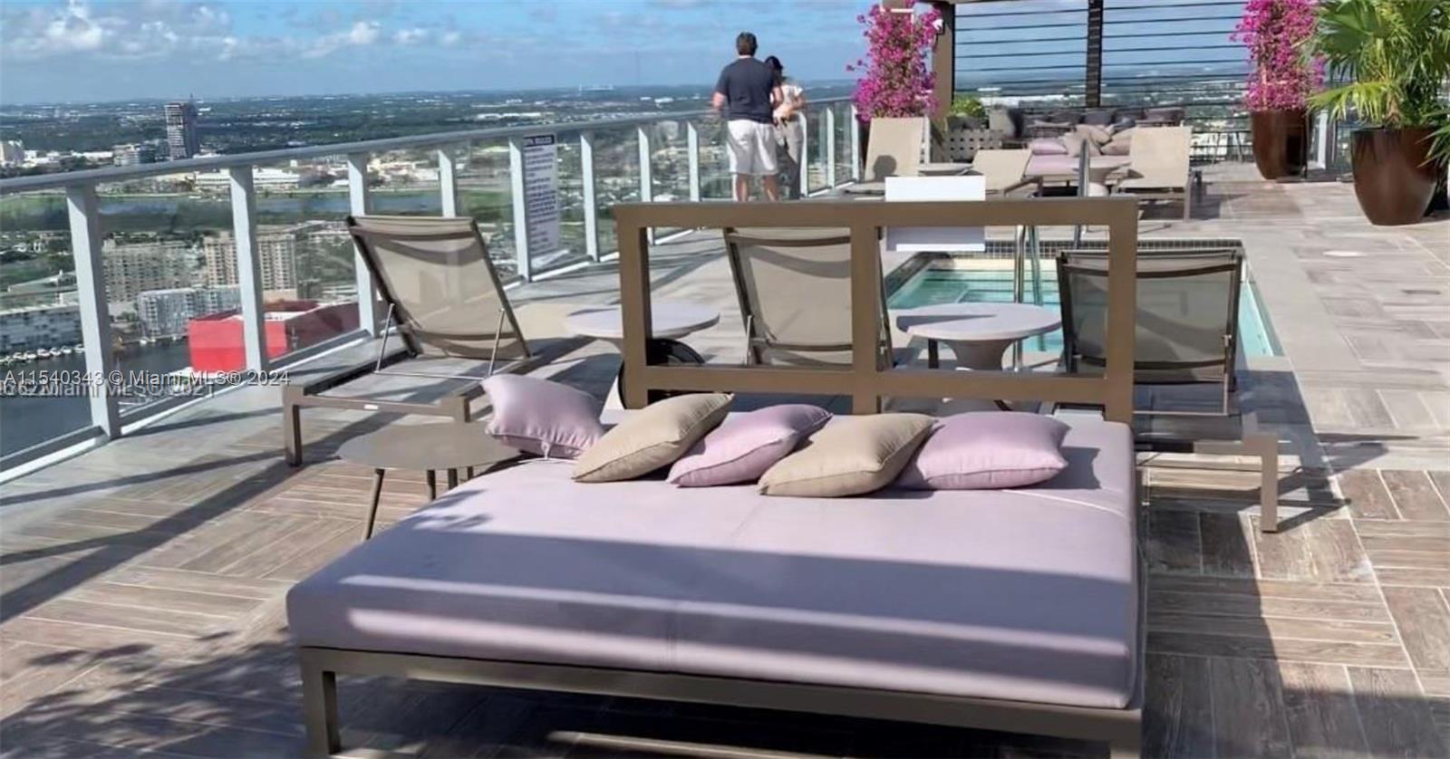 4010 S Ocean Dr R807, Hollywood, Florida 33019, 2 Bedrooms Bedrooms, ,2 BathroomsBathrooms,Residential,For Sale,4010 S Ocean Dr R807,A11540343