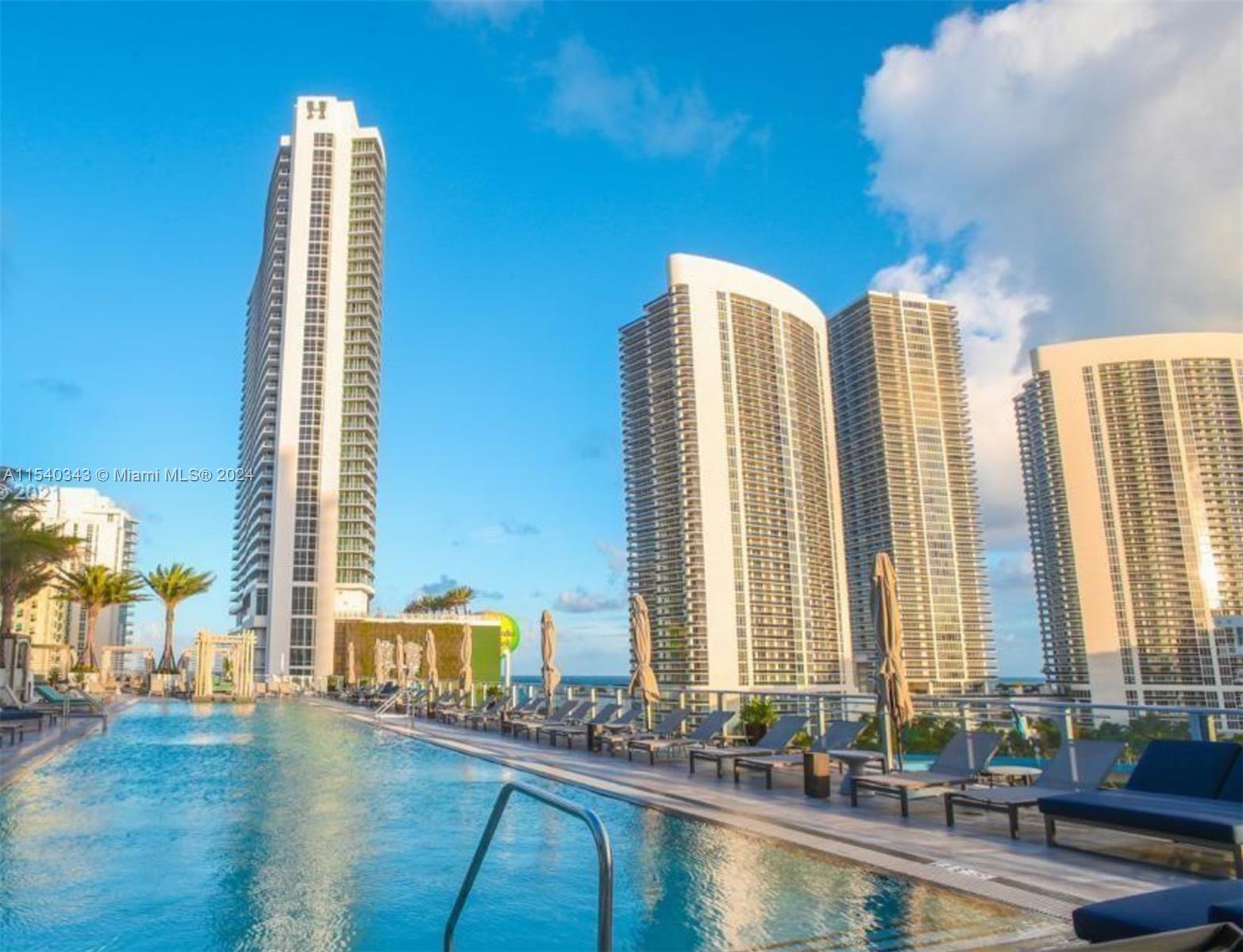 4010 S Ocean Dr R807, Hollywood, Florida 33019, 2 Bedrooms Bedrooms, ,2 BathroomsBathrooms,Residential,For Sale,4010 S Ocean Dr R807,A11540343