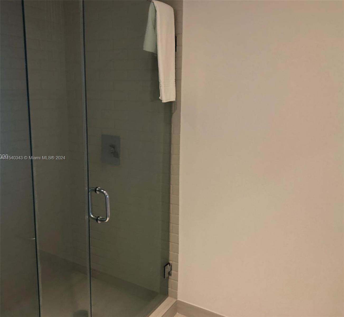 4010 S Ocean Dr R807, Hollywood, Florida 33019, 2 Bedrooms Bedrooms, ,2 BathroomsBathrooms,Residential,For Sale,4010 S Ocean Dr R807,A11540343