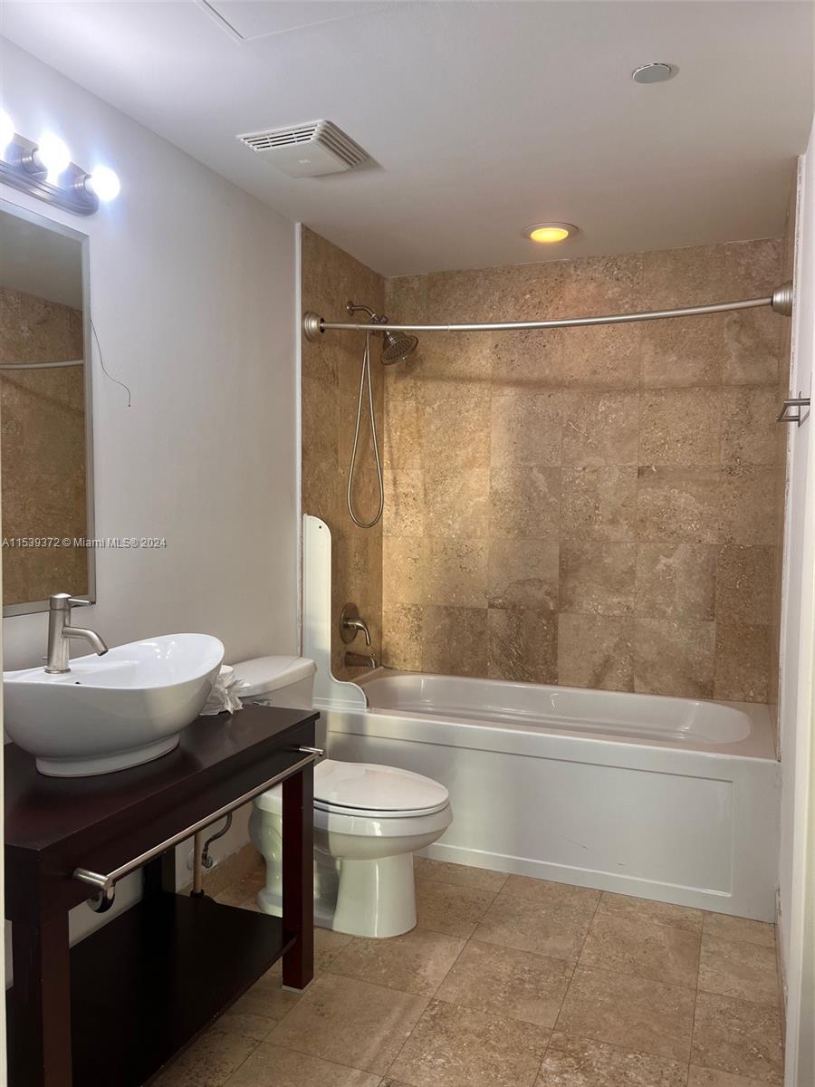 350 S Miami Ave 1415, Miami, Florida 33130, 1 Bedroom Bedrooms, ,1 BathroomBathrooms,Residentiallease,For Rent,350 S Miami Ave 1415,A11539372