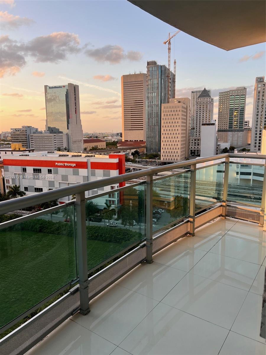 350 S Miami Ave 1415, Miami, Florida 33130, 1 Bedroom Bedrooms, ,1 BathroomBathrooms,Residentiallease,For Rent,350 S Miami Ave 1415,A11539372