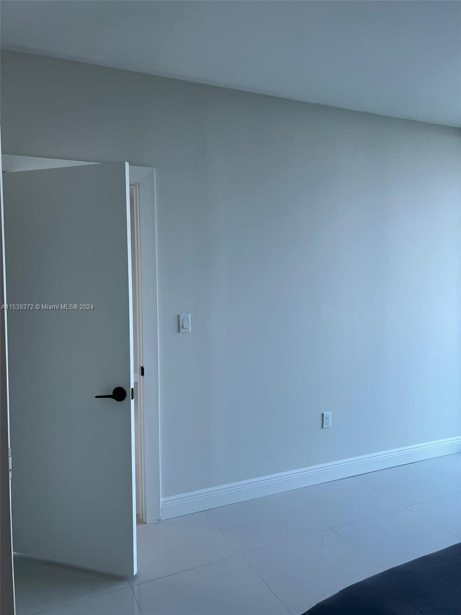 350 S Miami Ave 1415, Miami, Florida 33130, 1 Bedroom Bedrooms, ,1 BathroomBathrooms,Residentiallease,For Rent,350 S Miami Ave 1415,A11539372