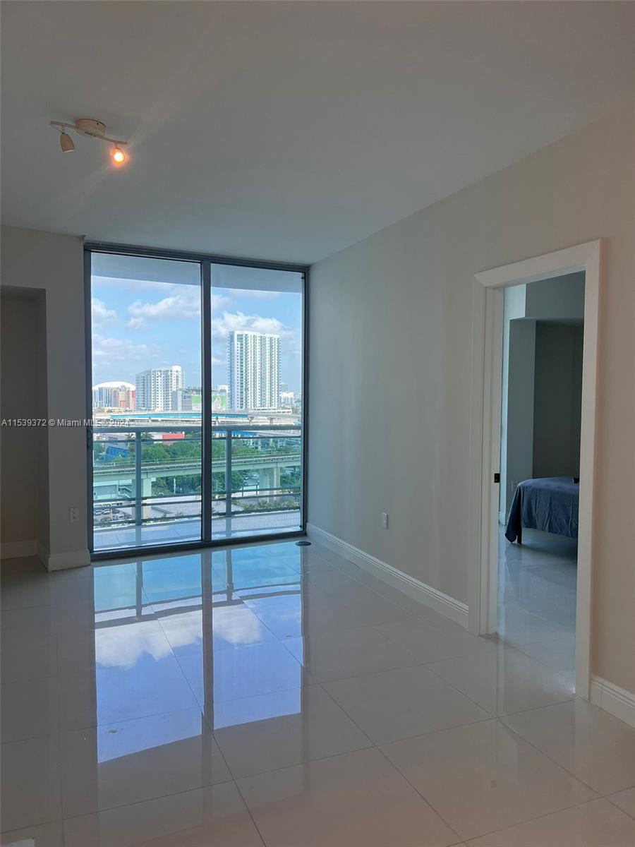350 S Miami Ave 1415, Miami, Florida 33130, 1 Bedroom Bedrooms, ,1 BathroomBathrooms,Residentiallease,For Rent,350 S Miami Ave 1415,A11539372