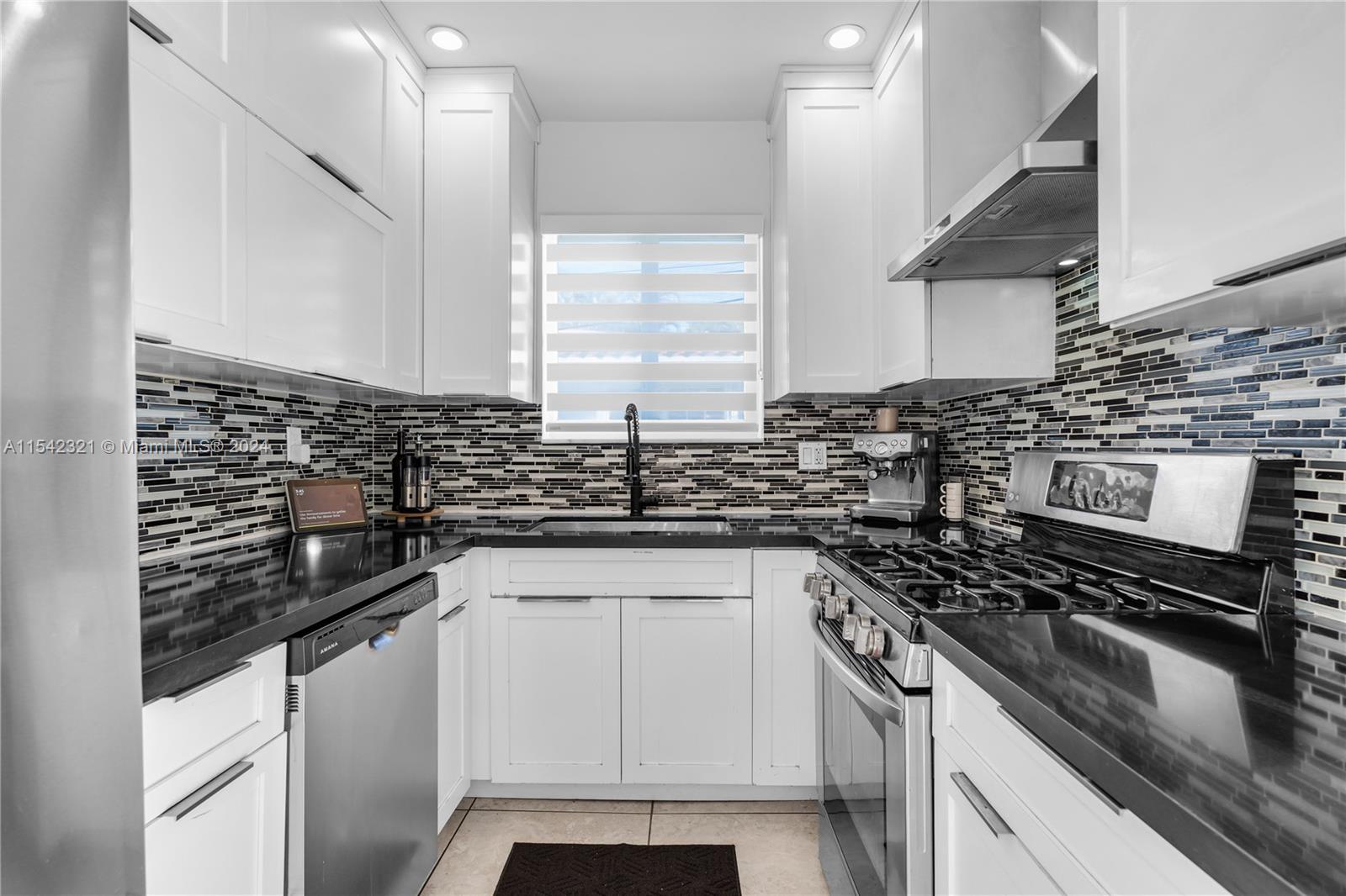 1314 Ferdinand St, Coral Gables, Florida 33134, 3 Bedrooms Bedrooms, ,2 BathroomsBathrooms,Residential,For Sale,1314 Ferdinand St,A11542321