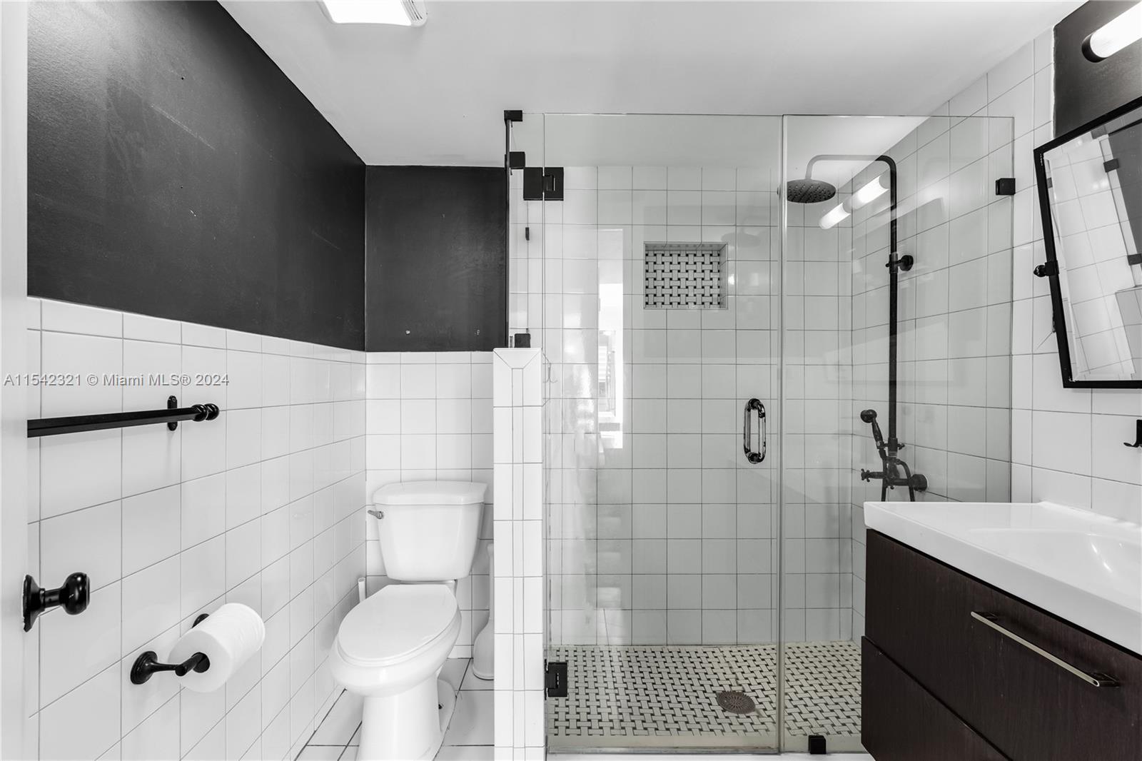 1314 Ferdinand St, Coral Gables, Florida 33134, 3 Bedrooms Bedrooms, ,2 BathroomsBathrooms,Residential,For Sale,1314 Ferdinand St,A11542321