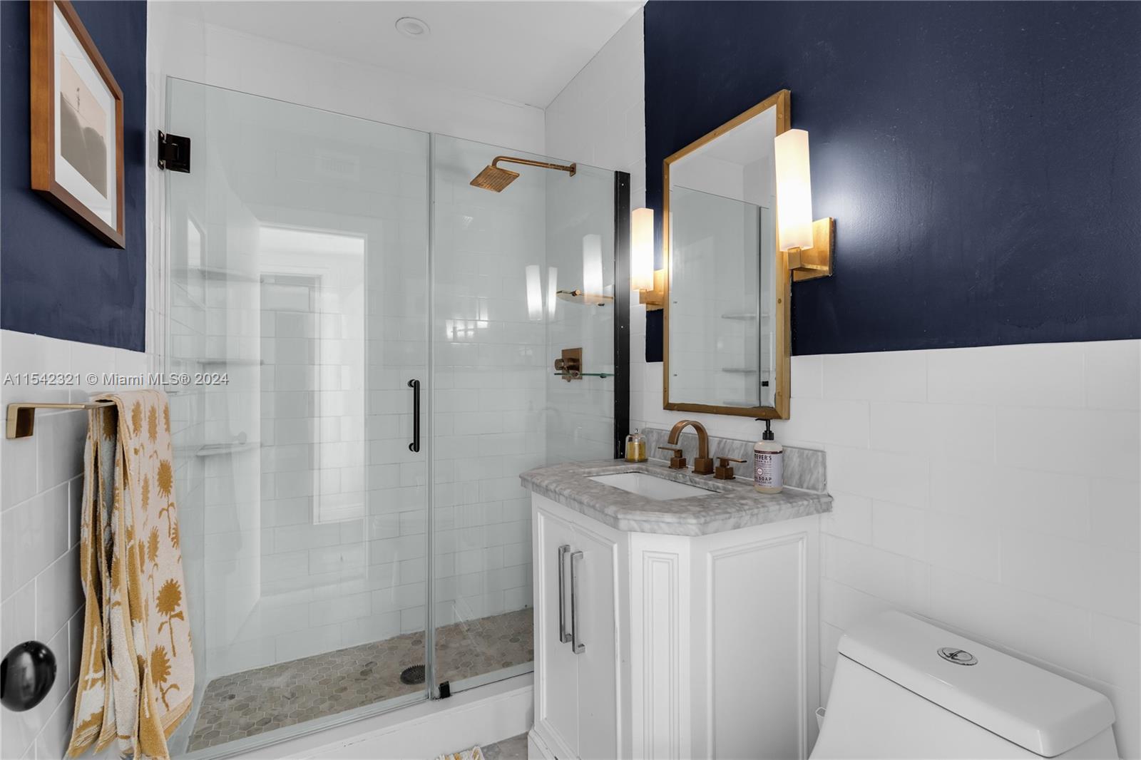1314 Ferdinand St, Coral Gables, Florida 33134, 3 Bedrooms Bedrooms, ,2 BathroomsBathrooms,Residential,For Sale,1314 Ferdinand St,A11542321