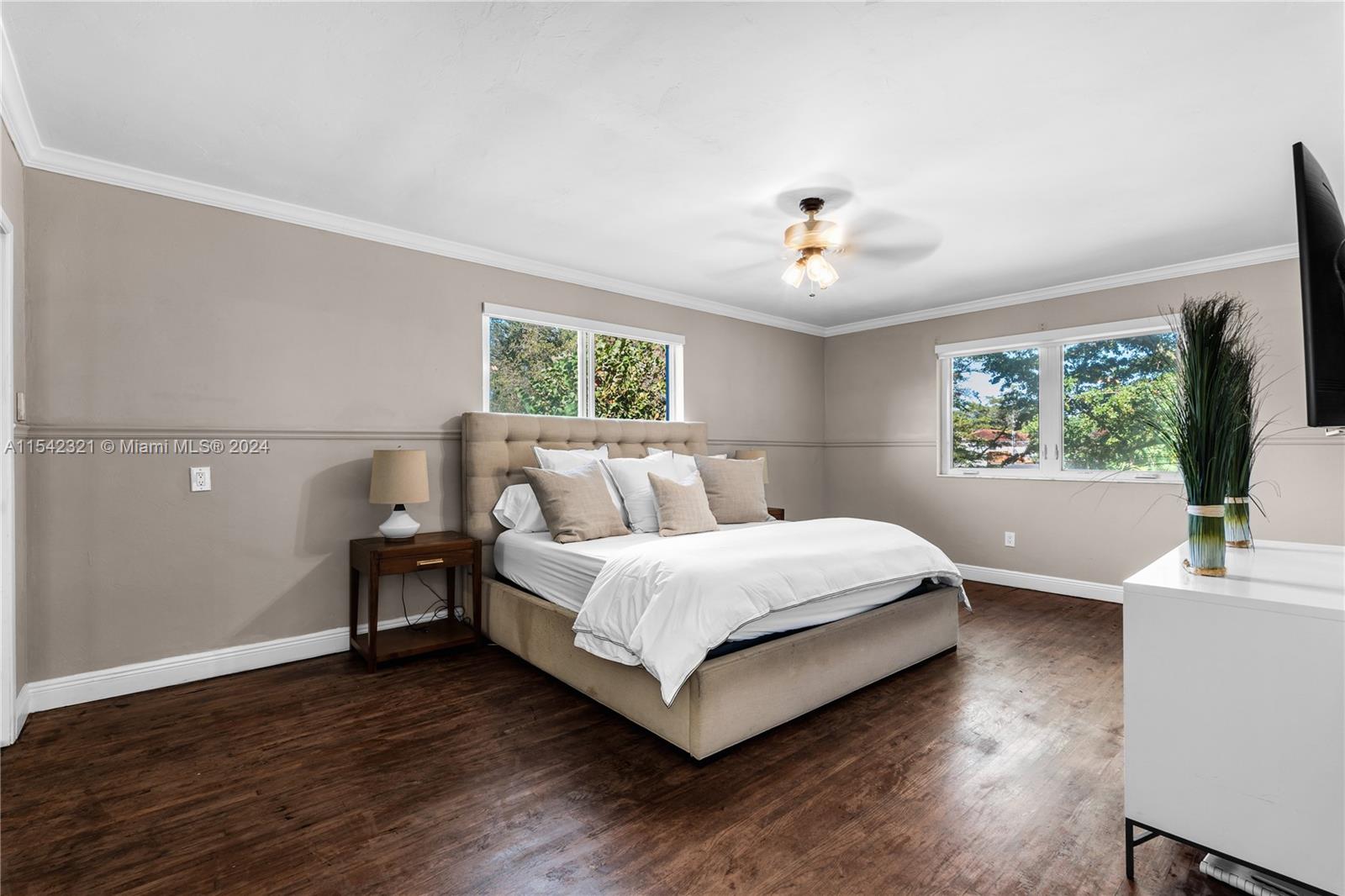 1314 Ferdinand St, Coral Gables, Florida 33134, 3 Bedrooms Bedrooms, ,2 BathroomsBathrooms,Residential,For Sale,1314 Ferdinand St,A11542321