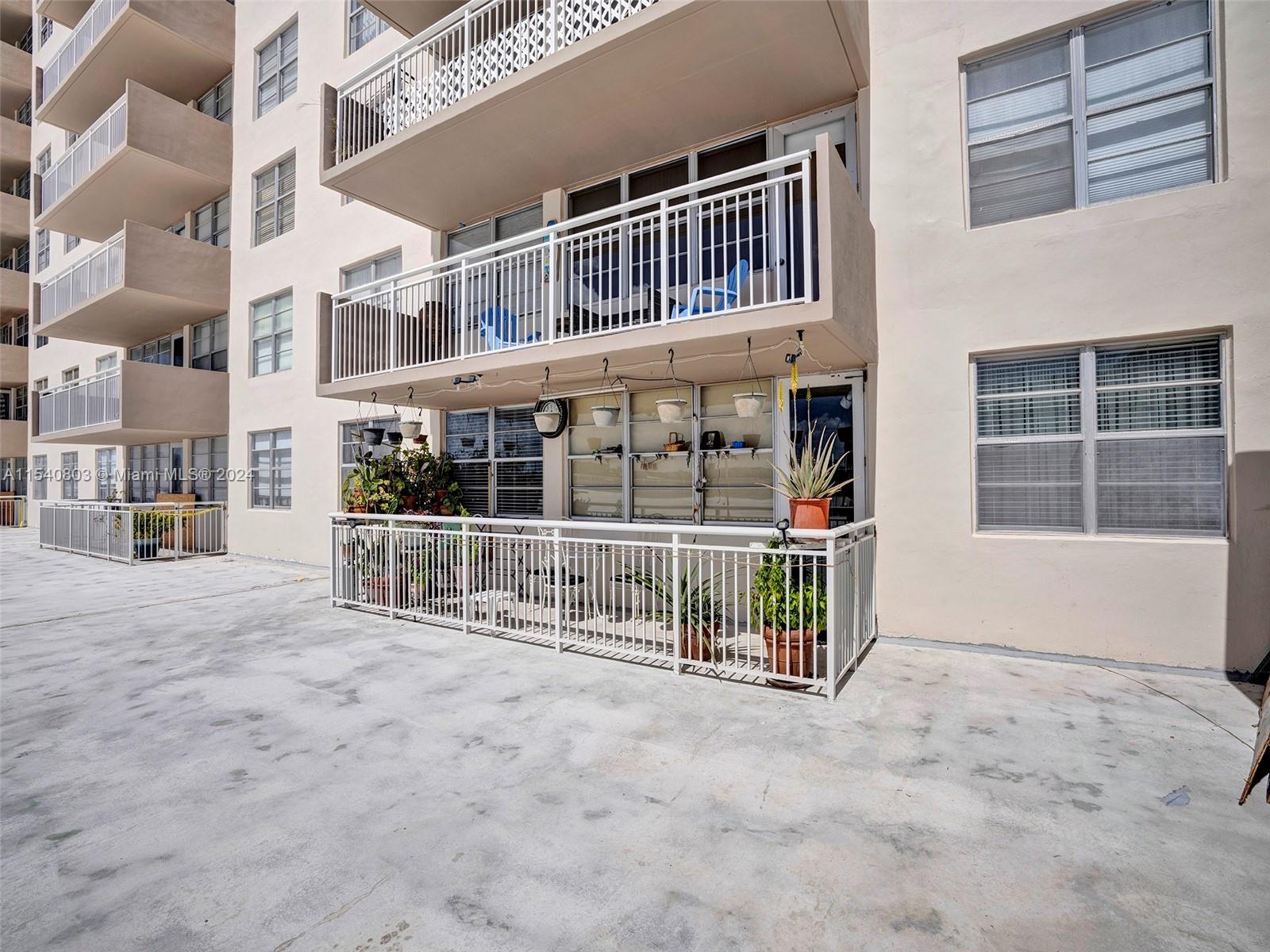 250 174th St, Sunny Isles Beach, FL, 33160 United States, 2 Bedrooms Bedrooms, ,2 BathroomsBathrooms,Residential,For Sale,174th St,A11540803