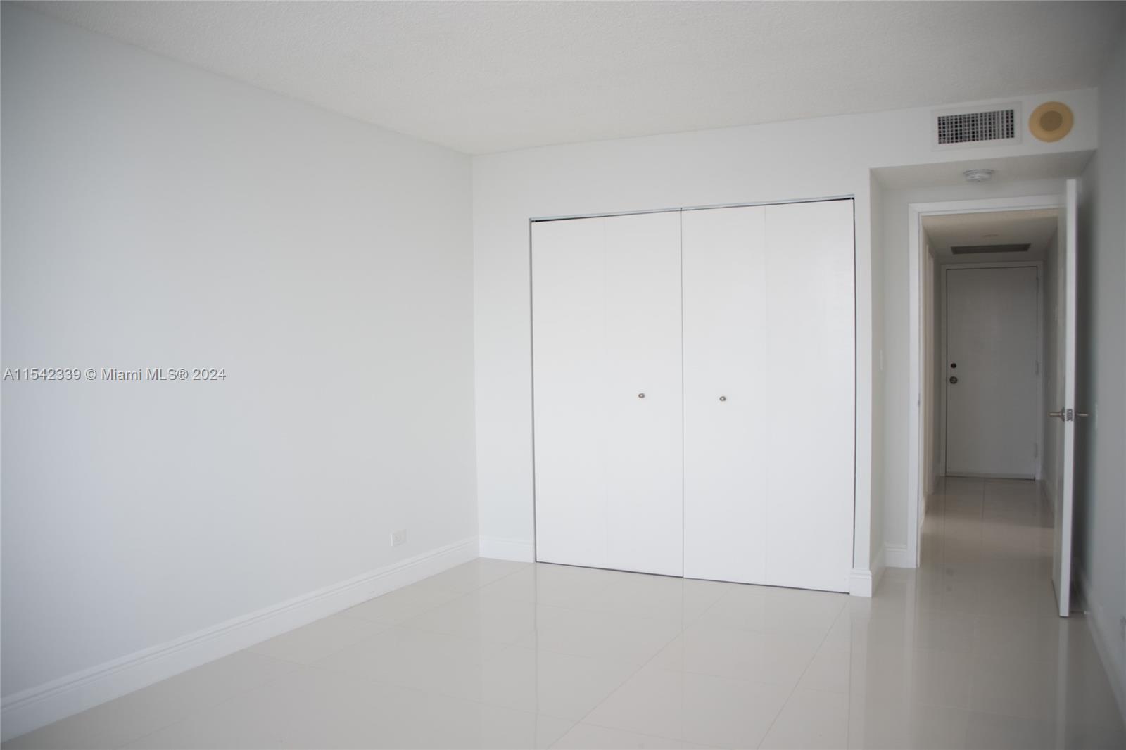 Sunny Isles Beach, FL, 33160 United States, 2 Bedrooms Bedrooms, ,2 BathroomsBathrooms,Residential,For Sale,A11542339