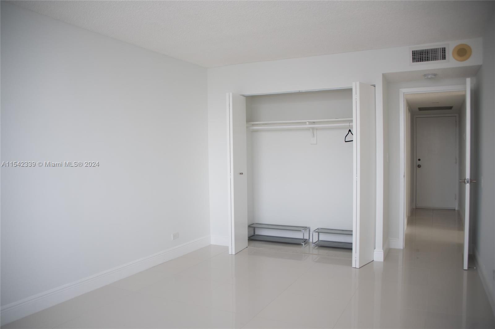 Sunny Isles Beach, FL, 33160 United States, 2 Bedrooms Bedrooms, ,2 BathroomsBathrooms,Residential,For Sale,A11542339