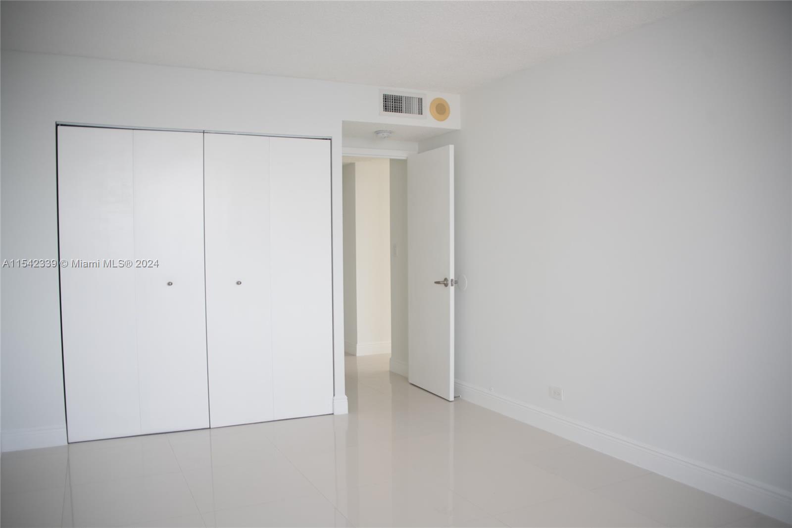 Sunny Isles Beach, FL, 33160 United States, 2 Bedrooms Bedrooms, ,2 BathroomsBathrooms,Residential,For Sale,A11542339