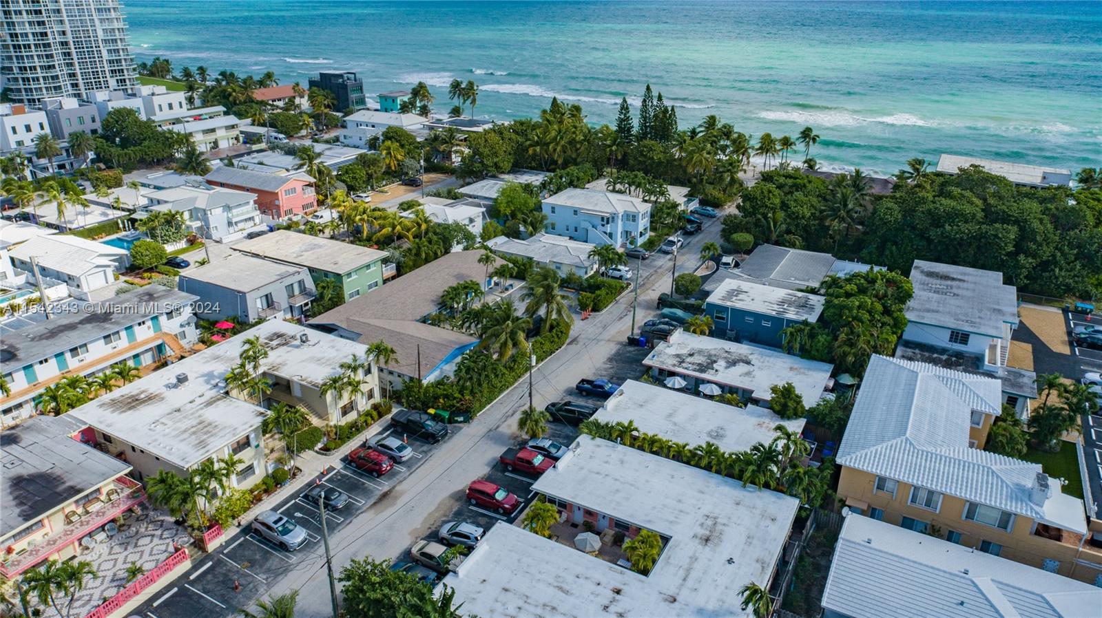 333 Palm St, Hollywood, Florida 33019, ,Commercialsale,For Sale,333 Palm St,A11542343