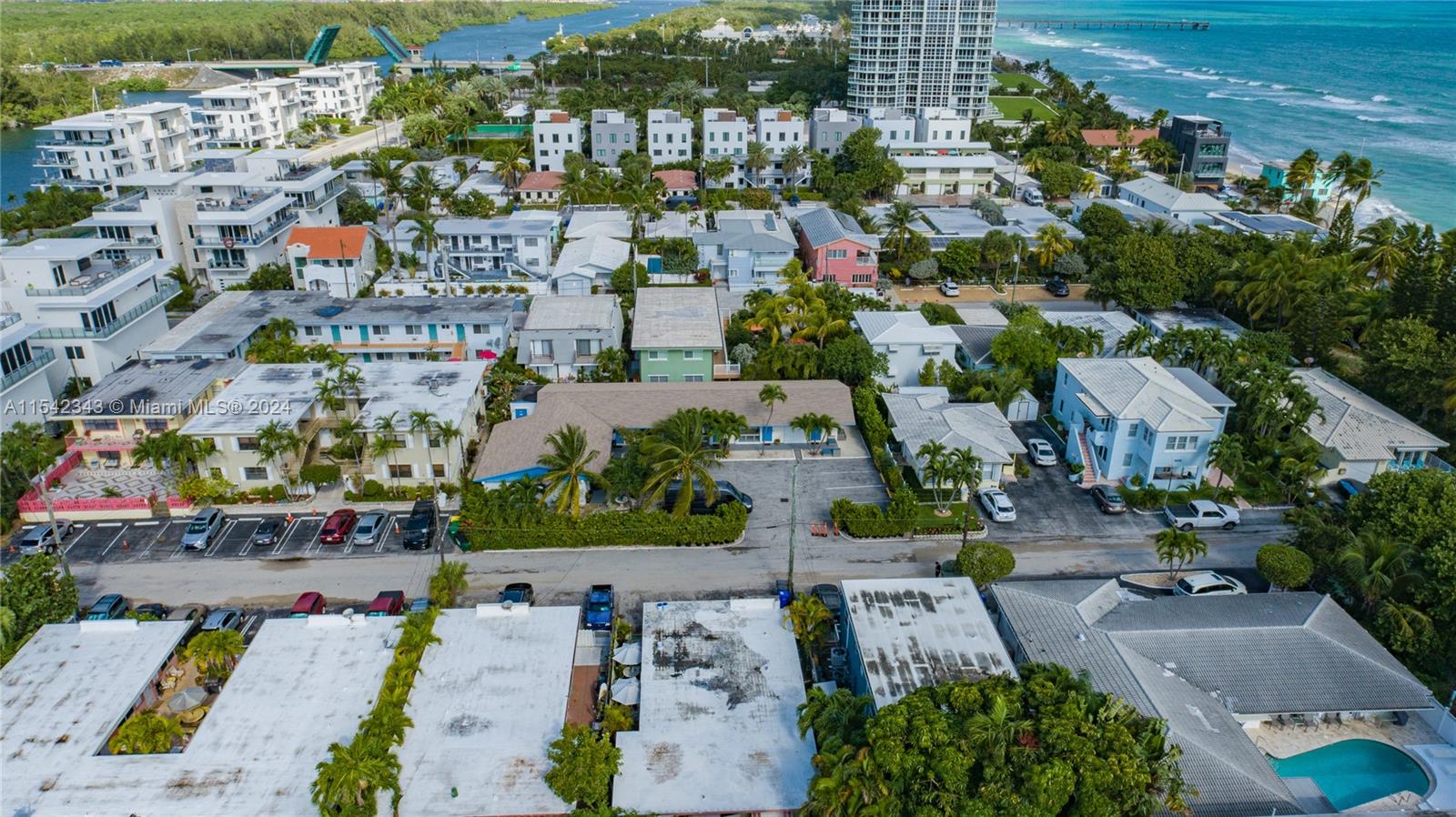 333 Palm St, Hollywood, Florida 33019, ,Commercialsale,For Sale,333 Palm St,A11542343