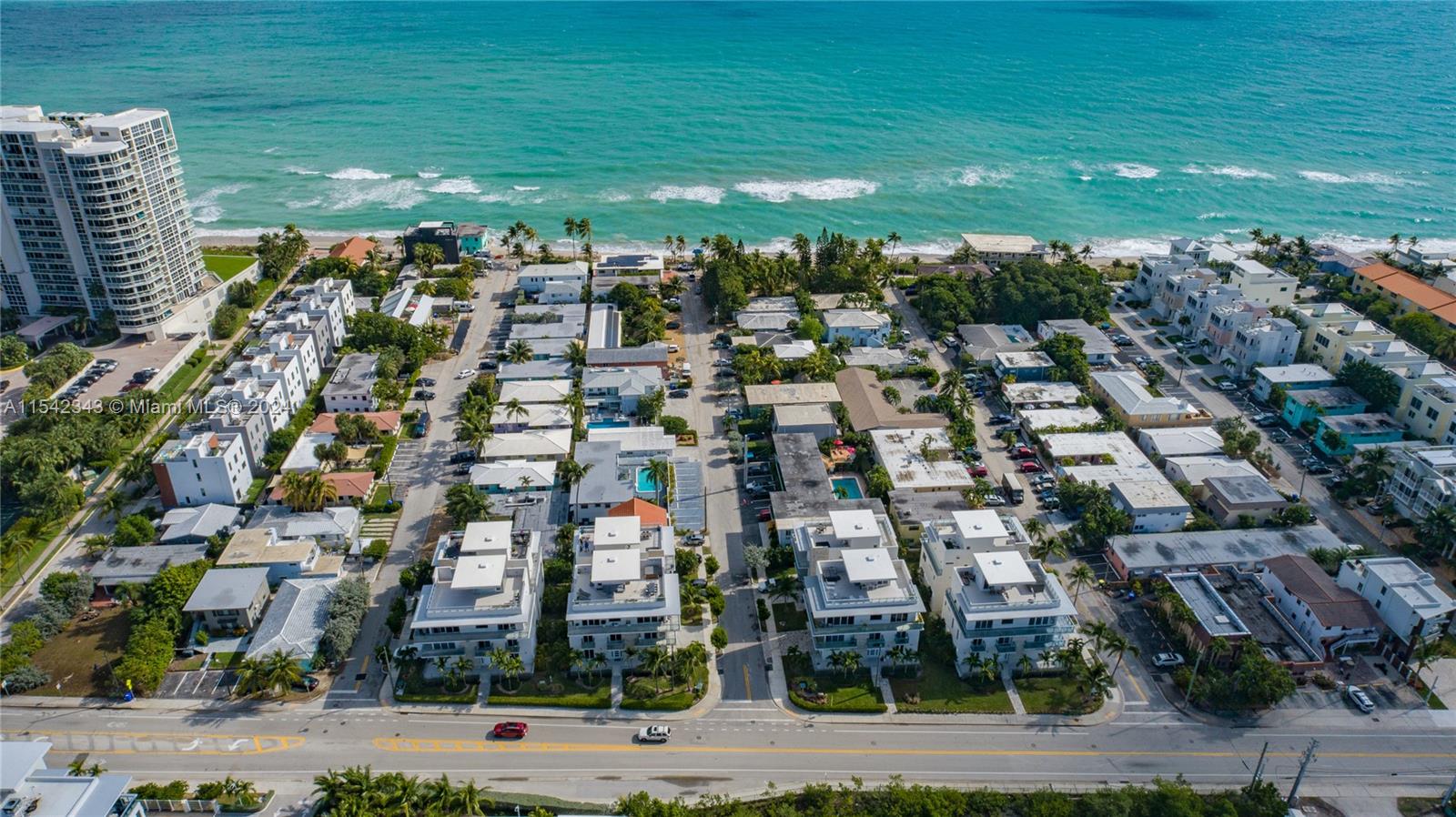 333 Palm St, Hollywood, Florida 33019, ,Commercialsale,For Sale,333 Palm St,A11542343