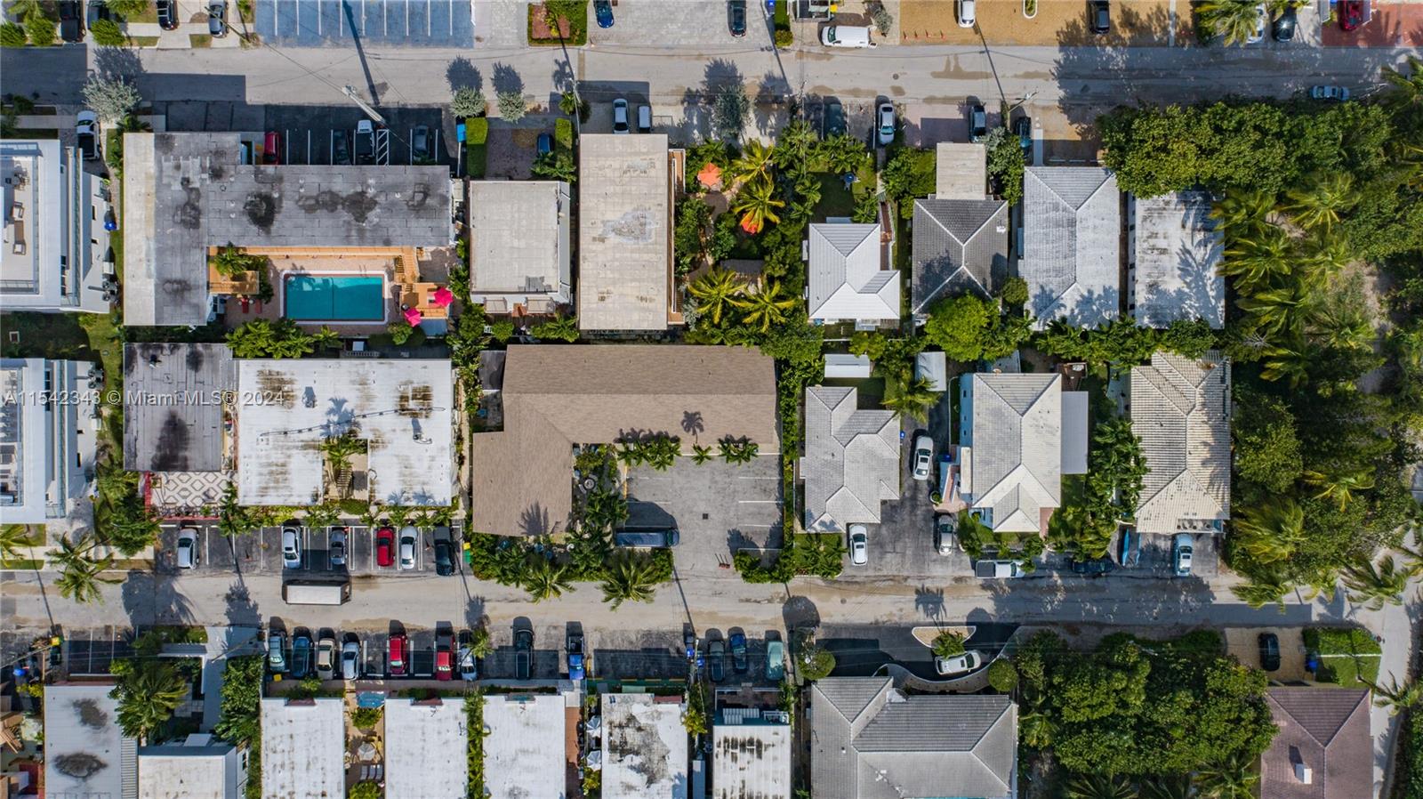 333 Palm St, Hollywood, Florida 33019, ,Commercialsale,For Sale,333 Palm St,A11542343